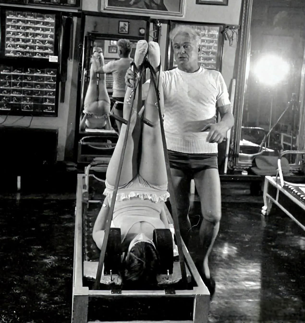 Reformer Pilates was created by Joseph Pilates in the early 20th century, and the reason behind it is pretty fascinating 🧠

Why reformer? 

1. Rehabilitation for injured people
During World War I, Joseph Pilates worked with injured soldiers. He bega