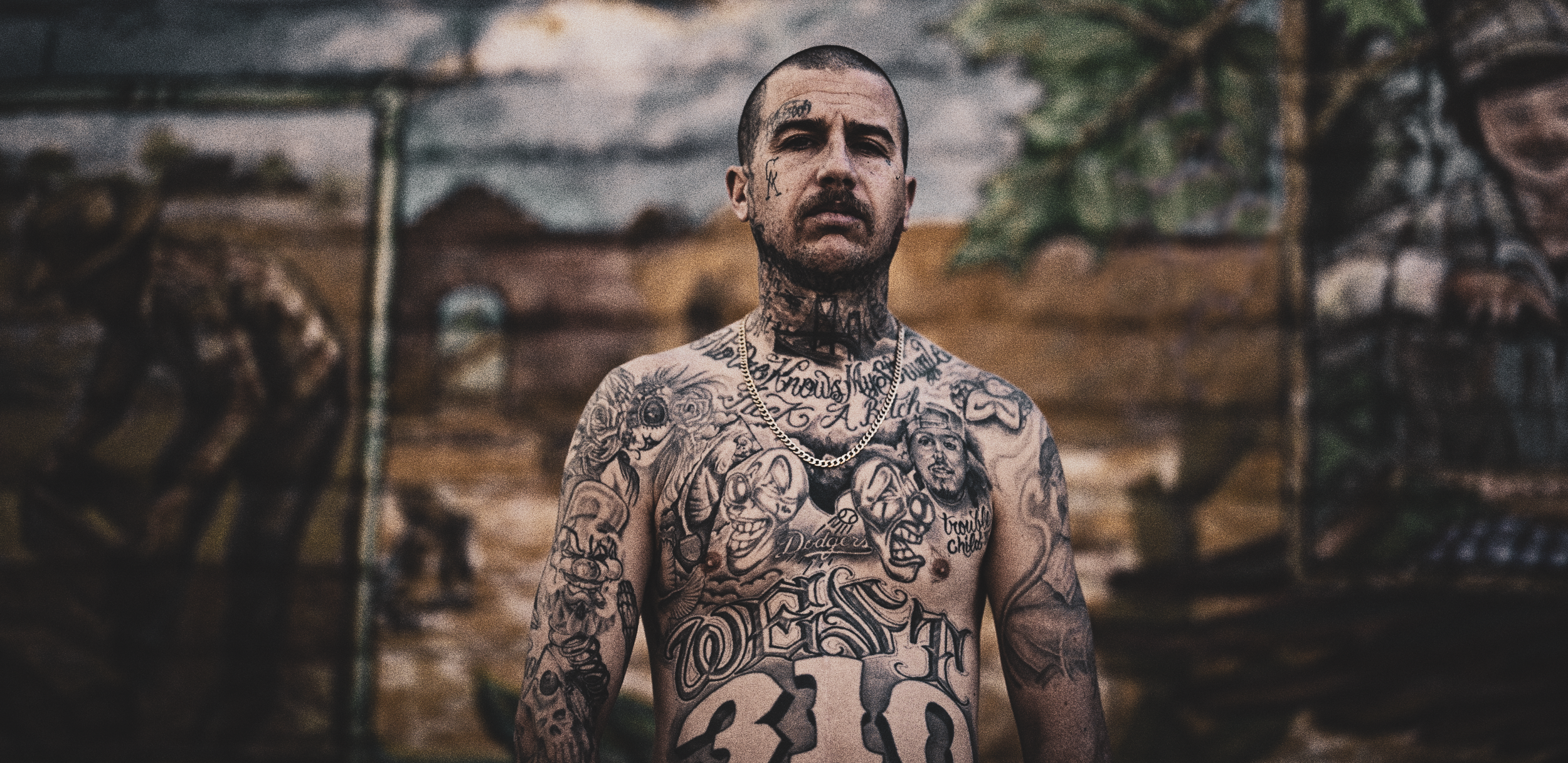 A SCENE FROM A STREET IN LA