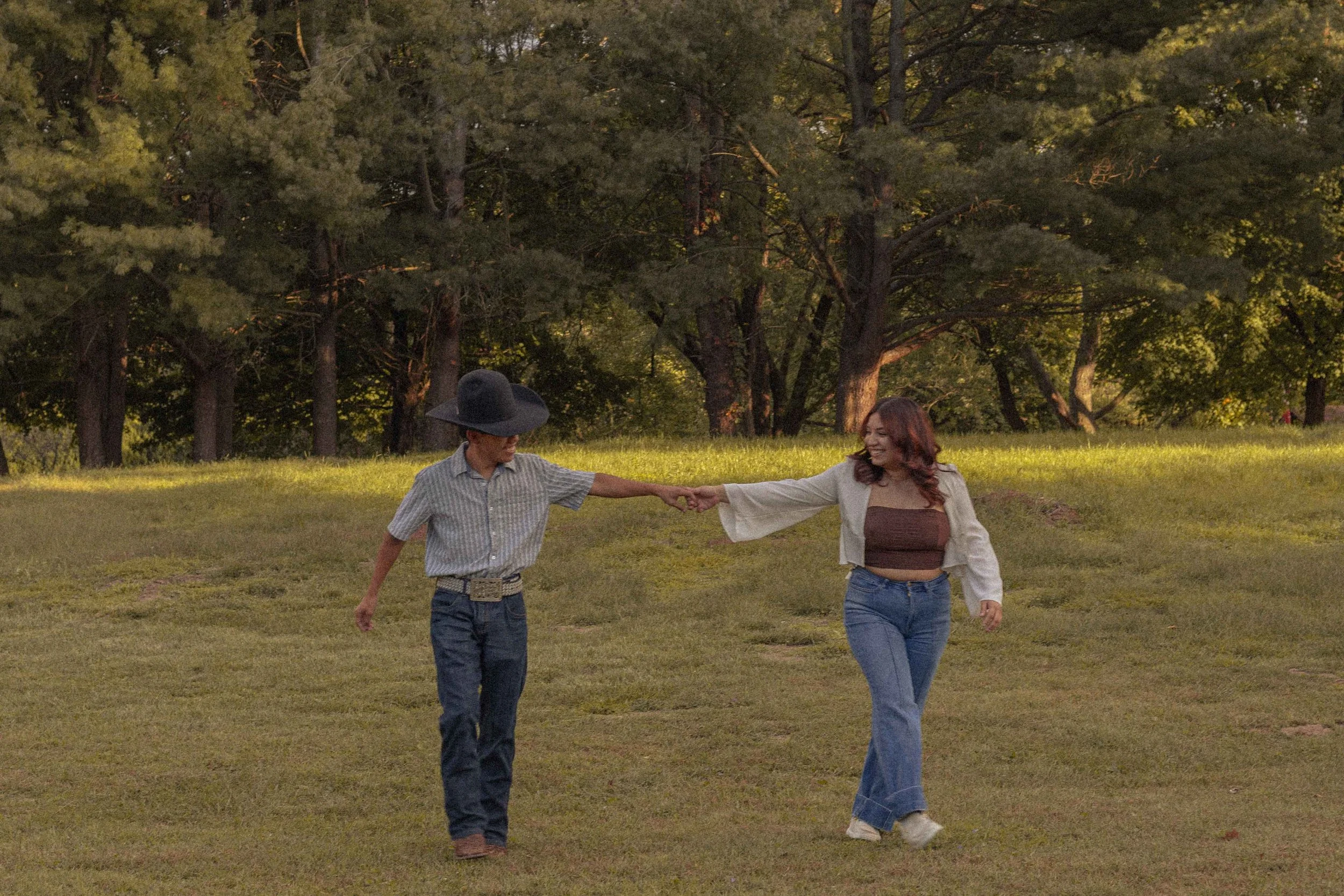 Couple photographer nearby in Lafayette, Indiana