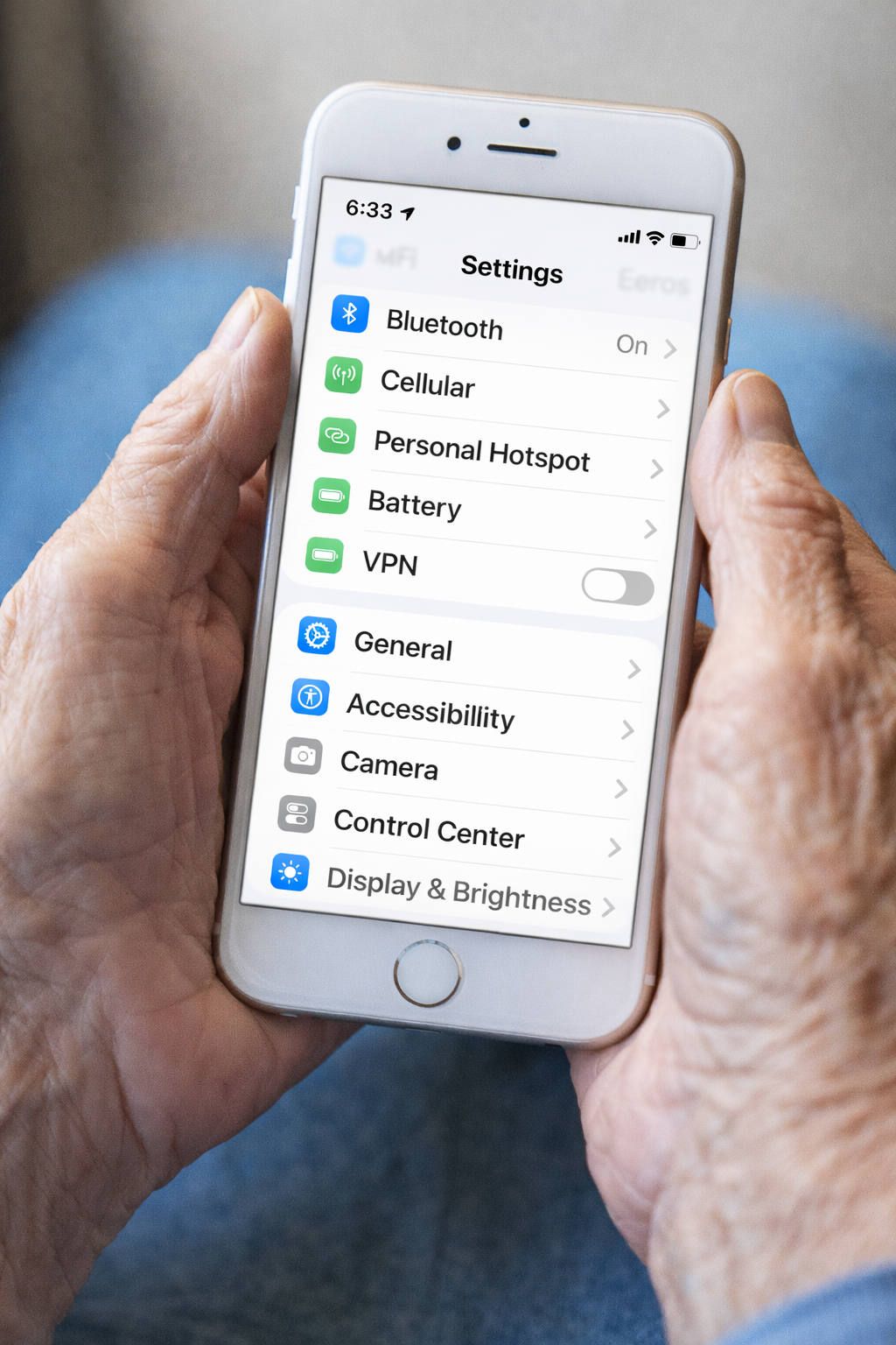 What “Step-by-Step Help” Actually Means (And Why It Matters With an iPhone)