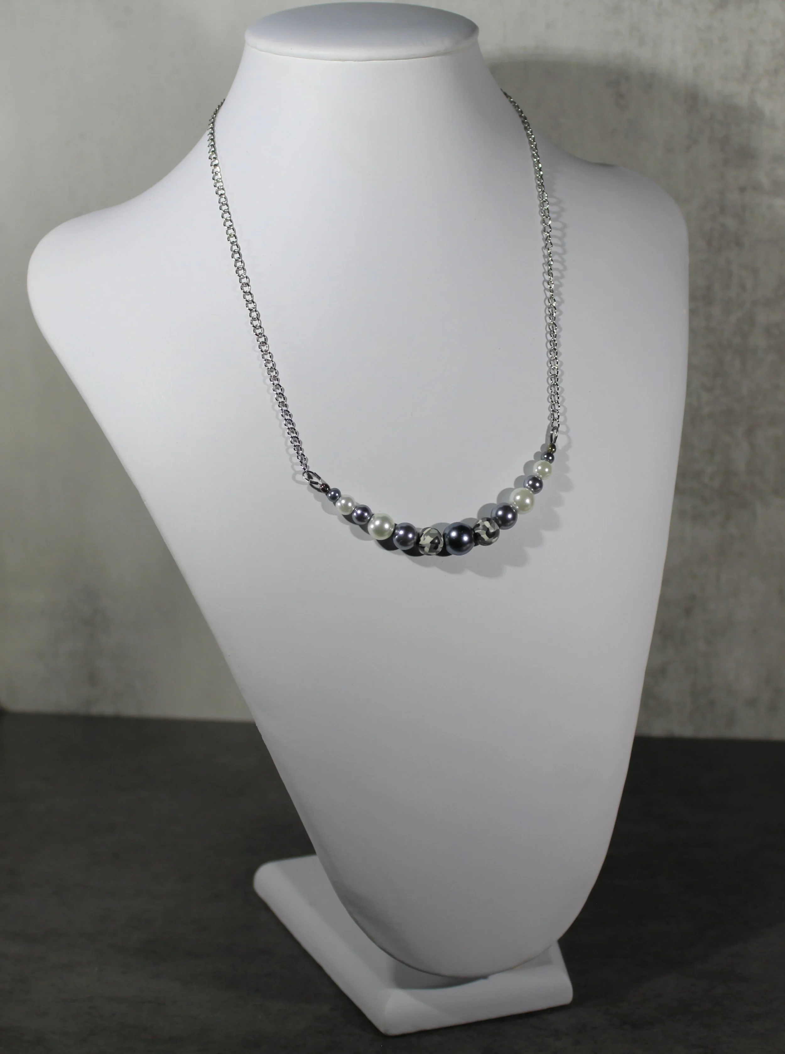 Grayscale Elegance Beaded Necklace