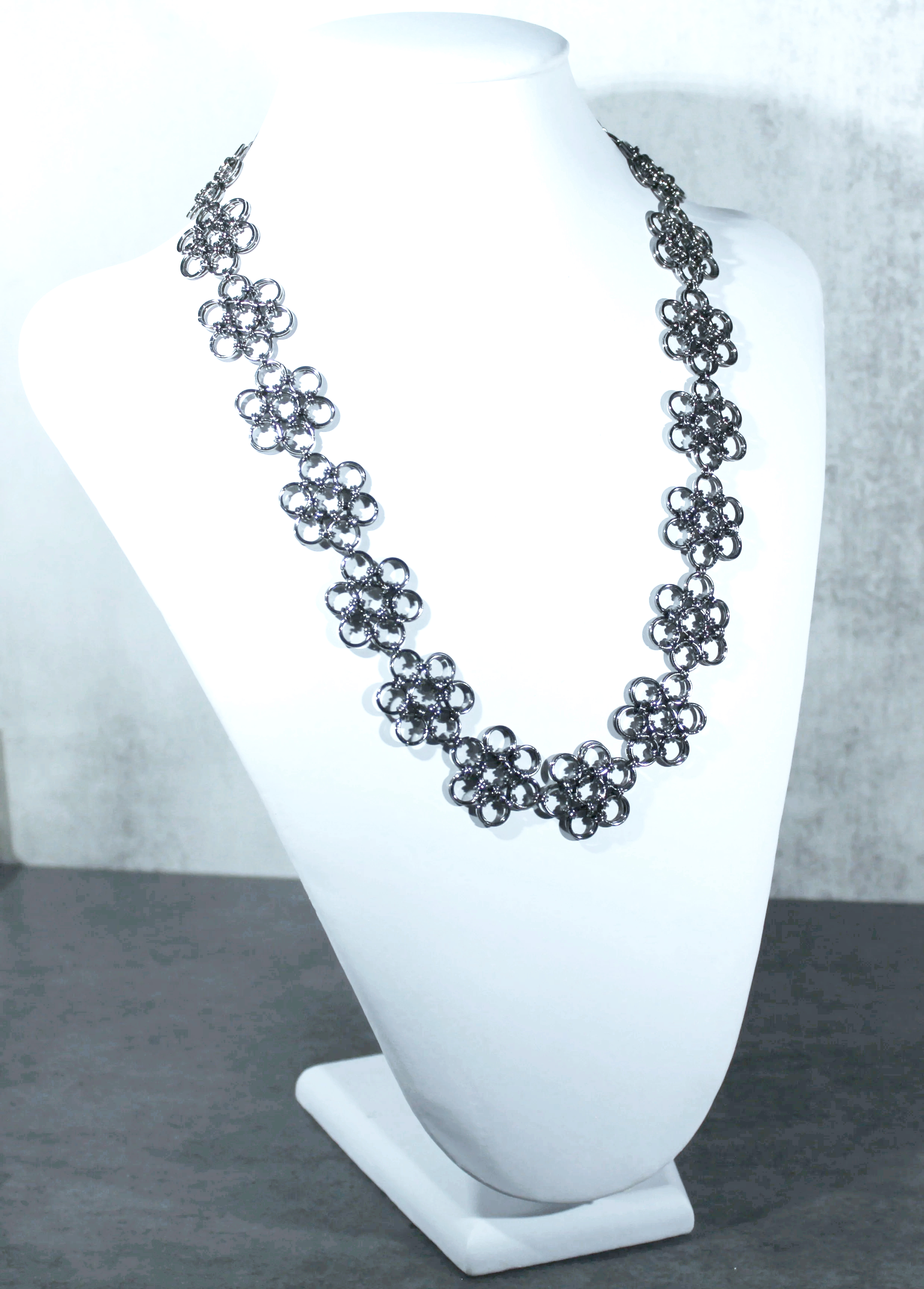 cm/dm* Blossom Chainmaille Necklace in Gunmetal
