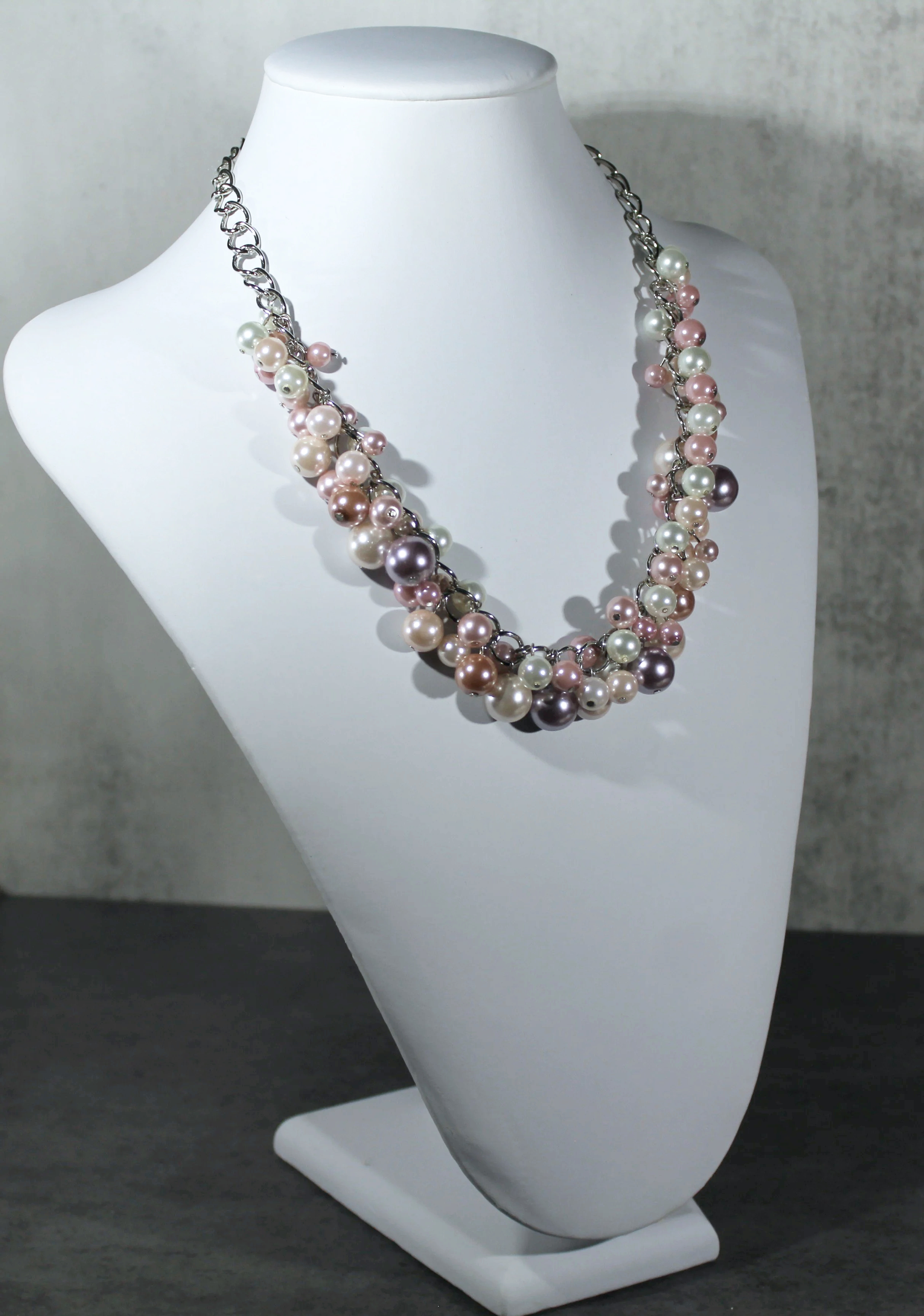 dm* Multicolor Glass Pearl Necklace