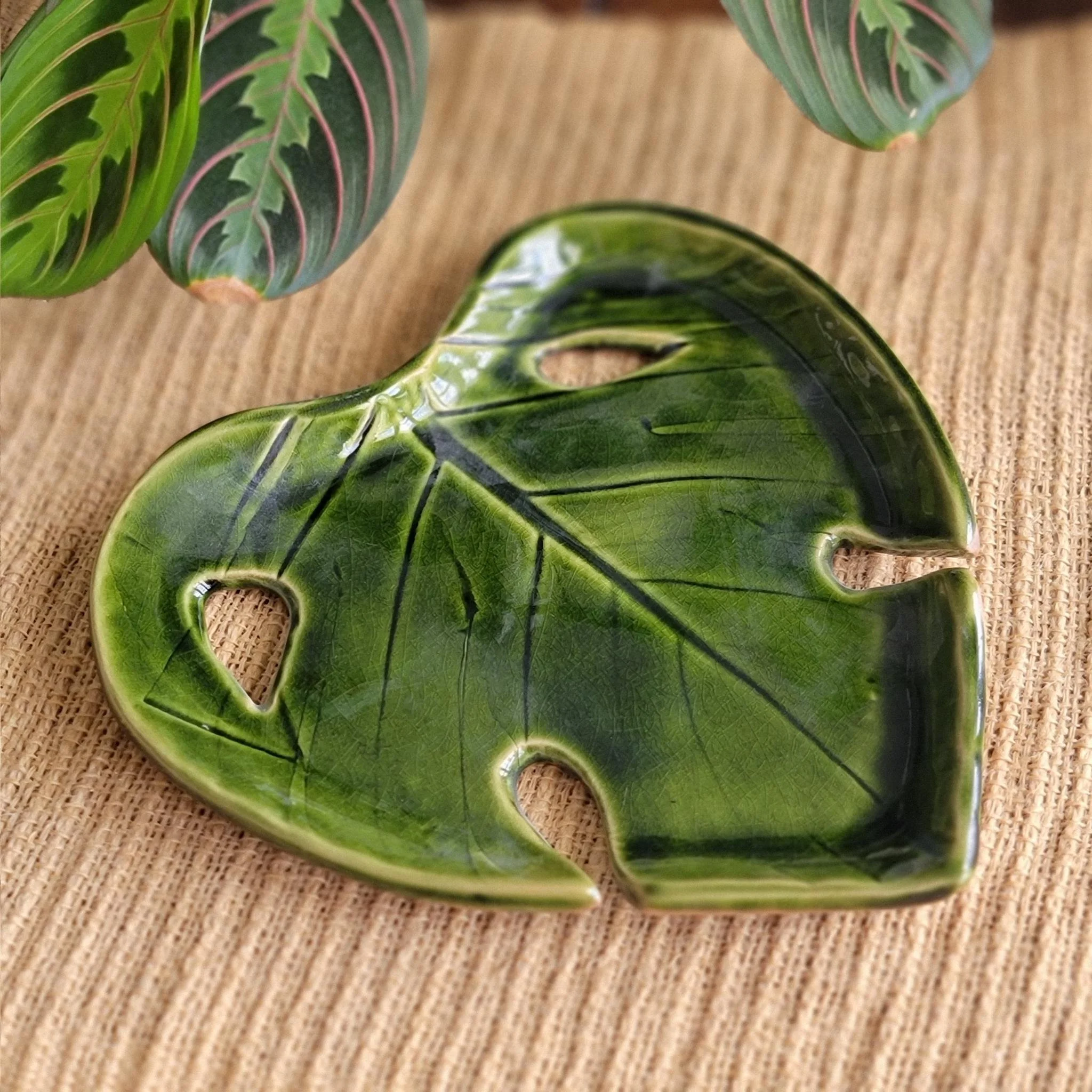 Monstera Plate