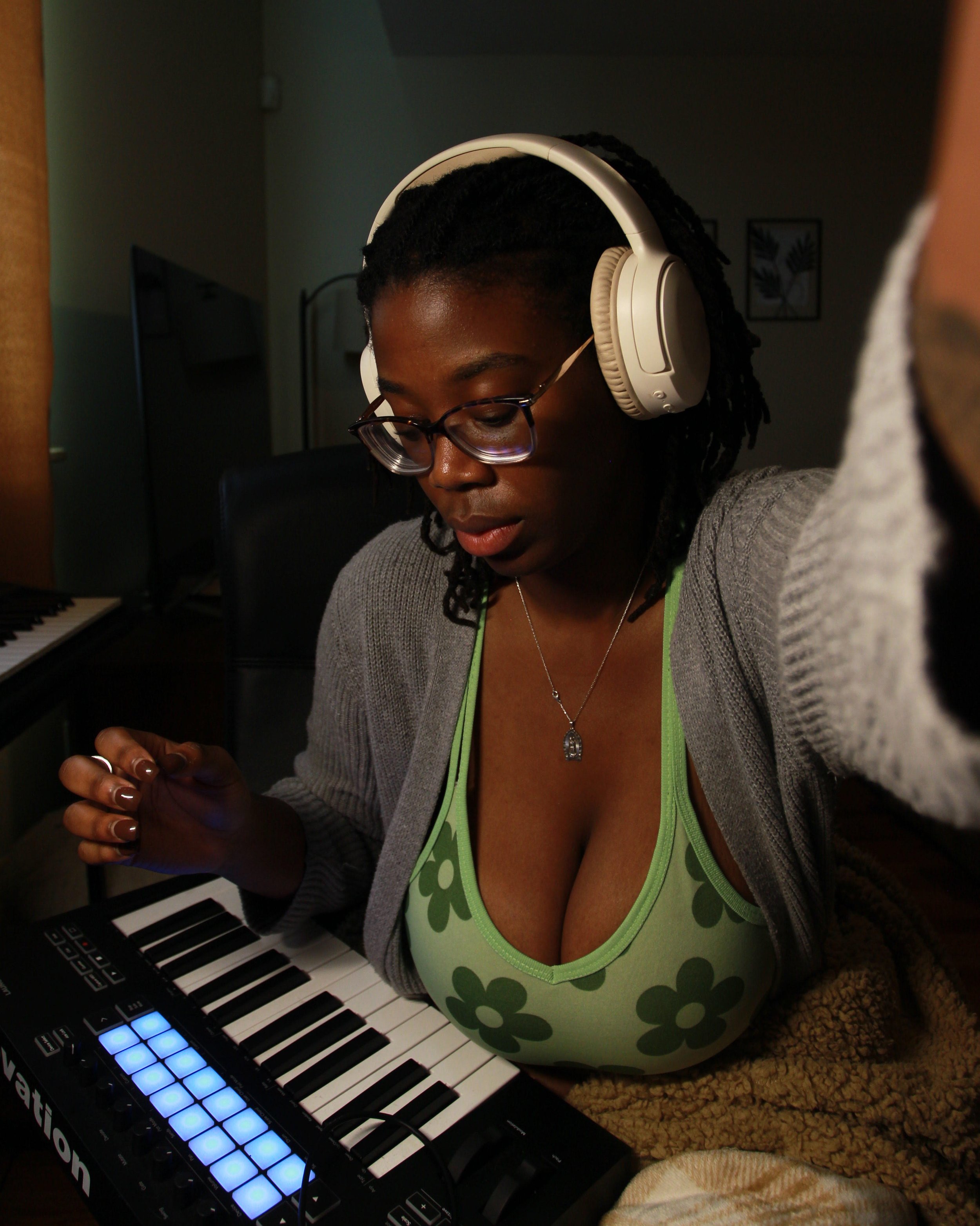 Artist Spotlight - Airrisa Reneé Wilson