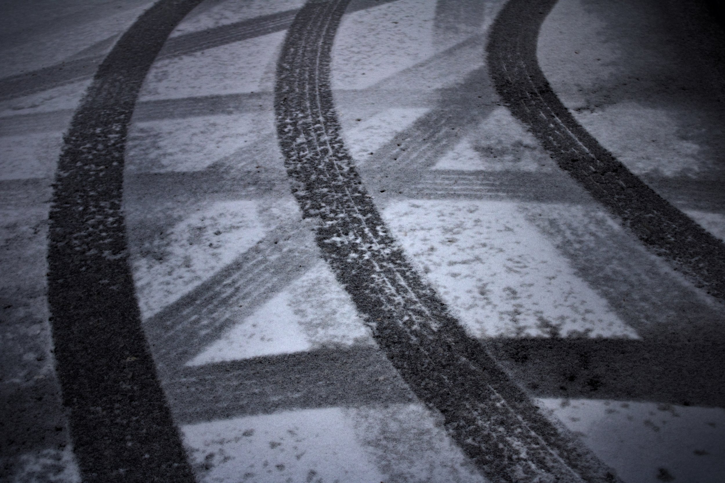 Confusing Tracks.jpg