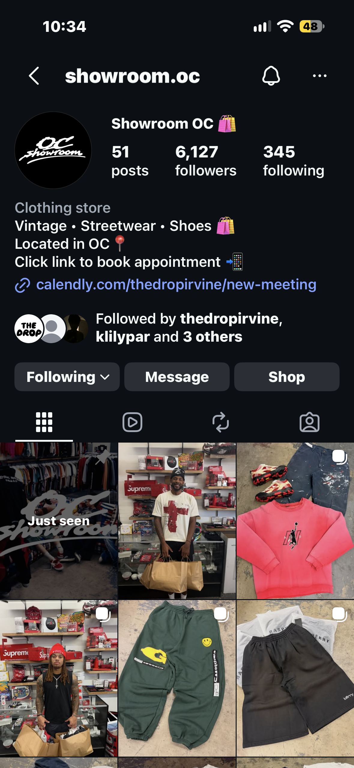 Instagram profile for Showroom OC, a vintage streetwear and shoe clothing store, displaying its bio, appointment link, follower count, and product photos.