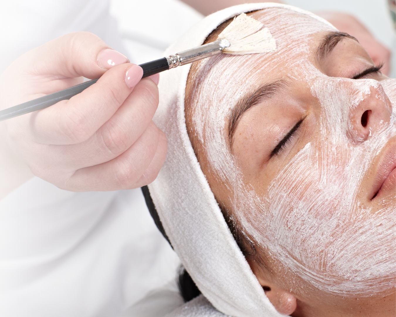 Kosmetisk klinik i Charlottenlund og Bornholm Klinik Skin Rehab peelings