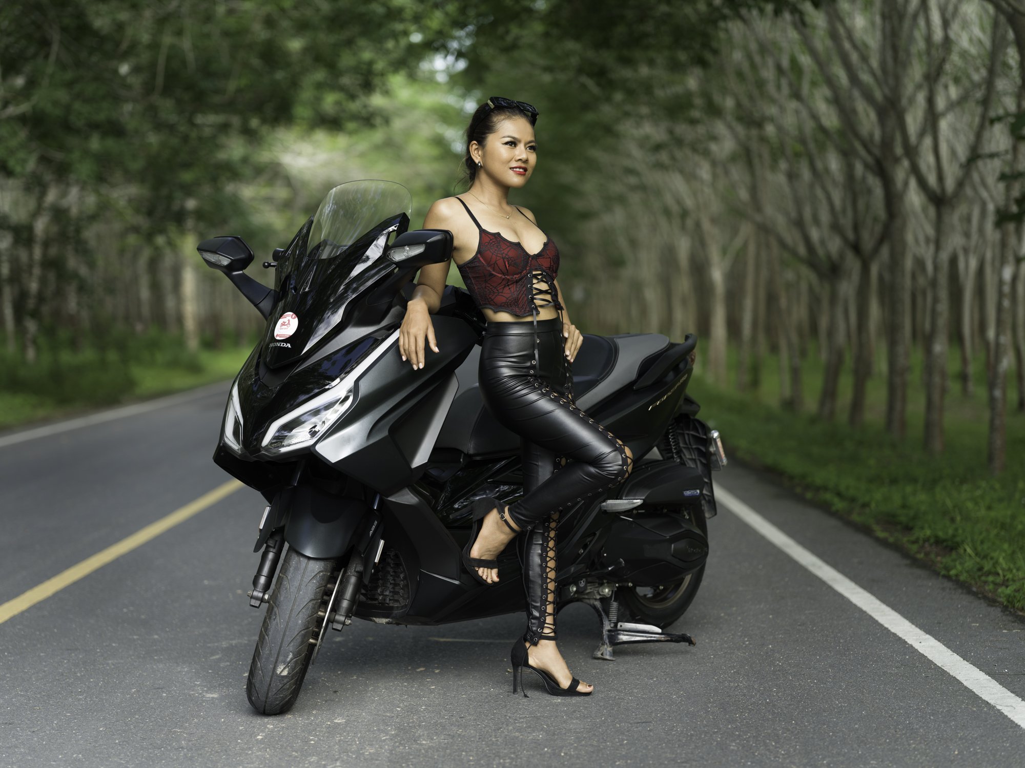 Neil's Photography -April 25, 2088-Fon Motorbike_0020.jpg