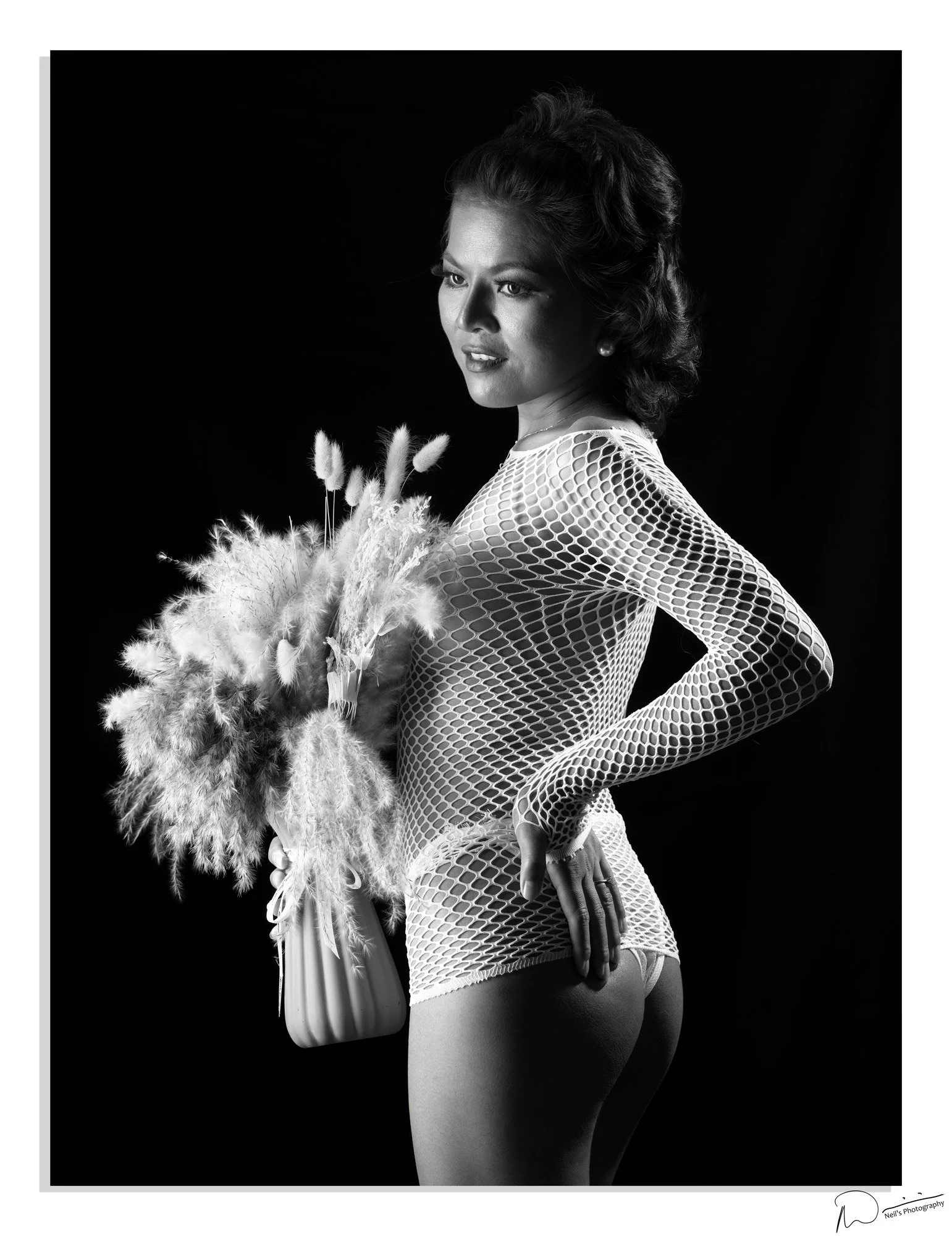 Neil's-Photography--September-20,-2026-Fon-Net-dress-short-lighting_0240.jpg