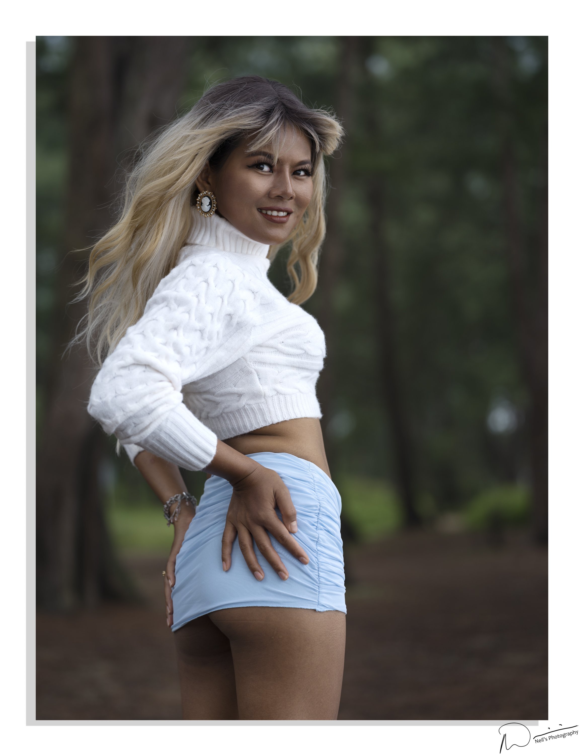 Neil's Photography -August 12, 2026-Fon Marriott blue mini skirt_0274.jpg