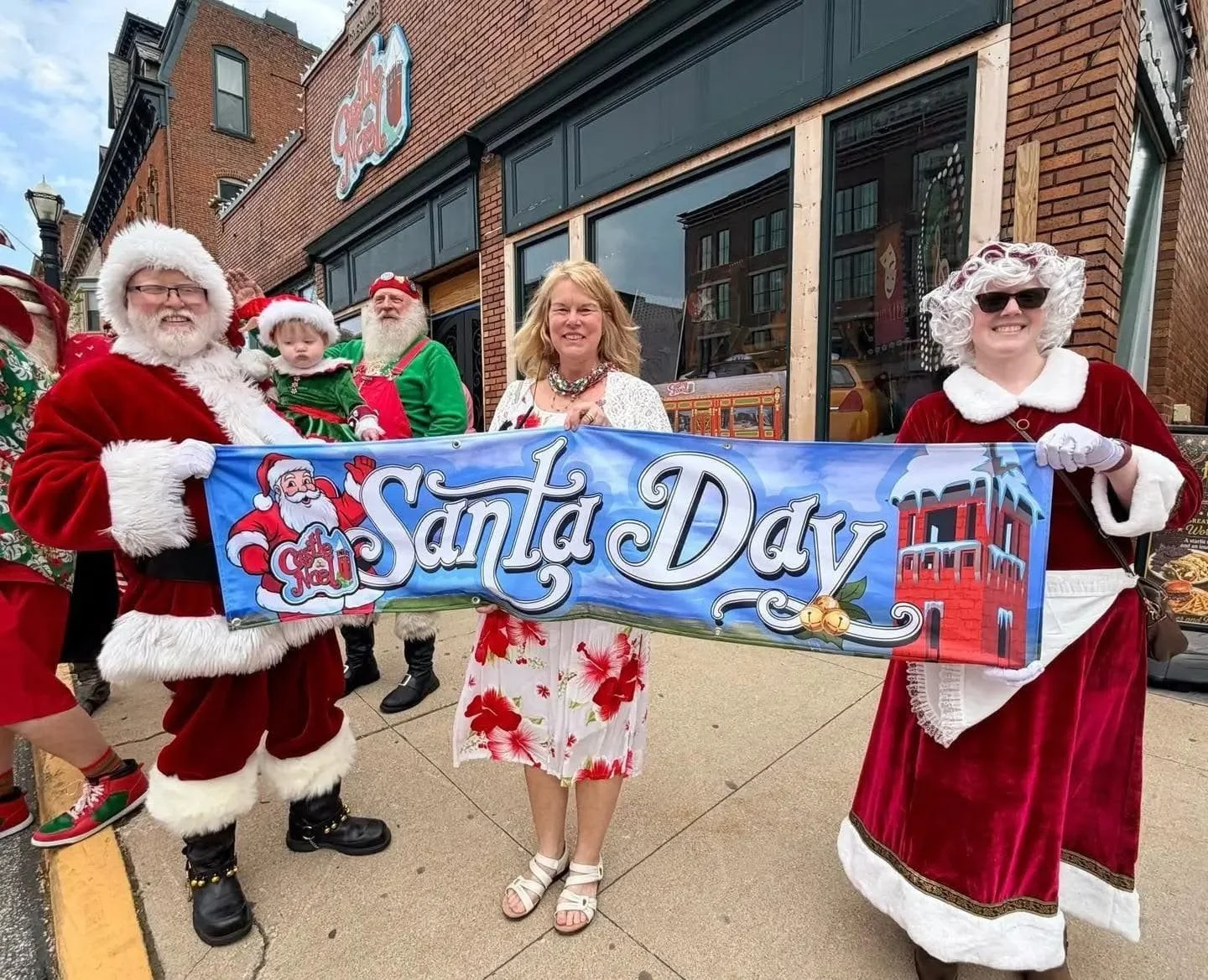 Santa SNow and Mrs. Claus at Santa Day Castle Noel.jpg