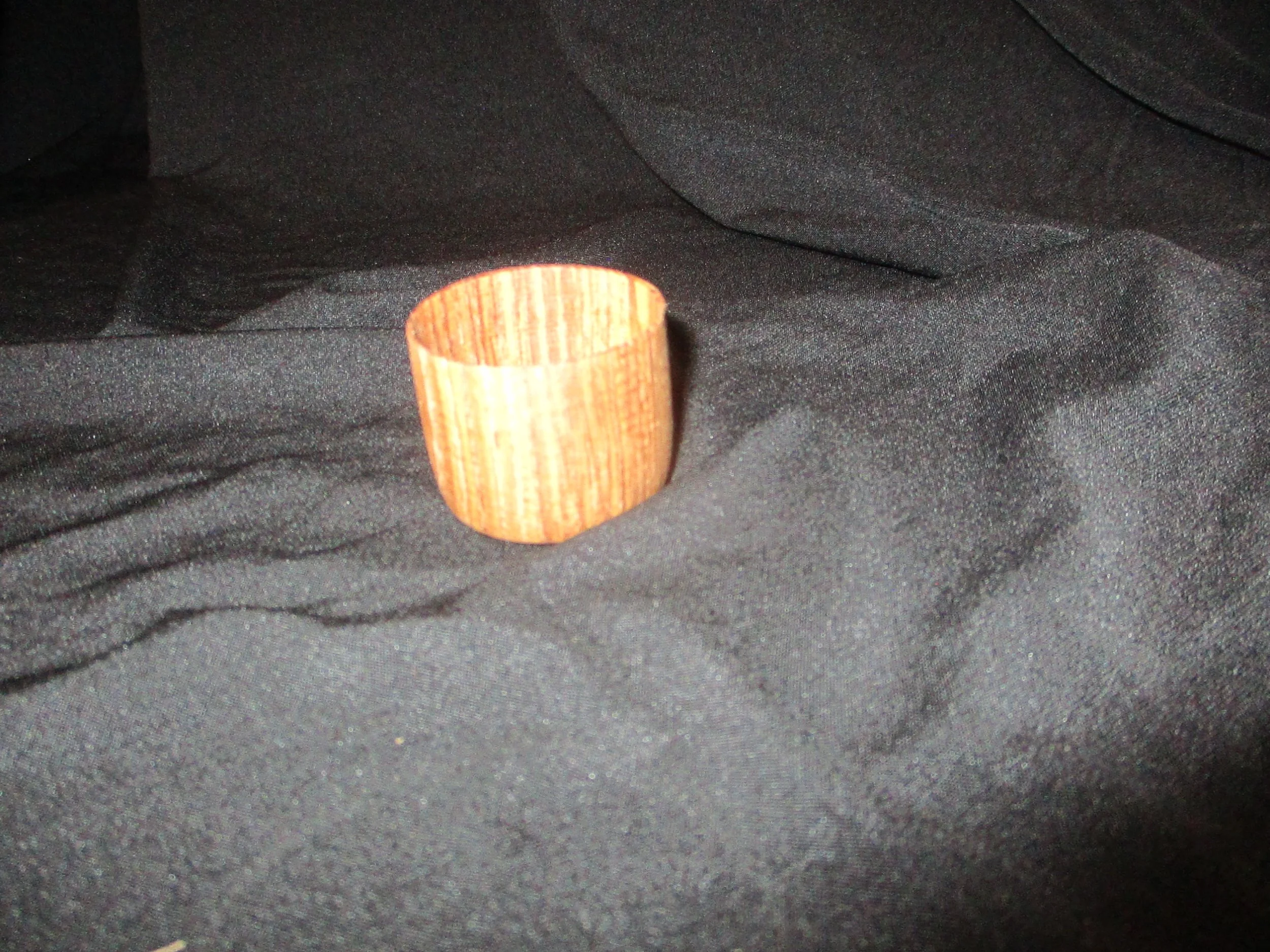 Elm Pinch Bowl