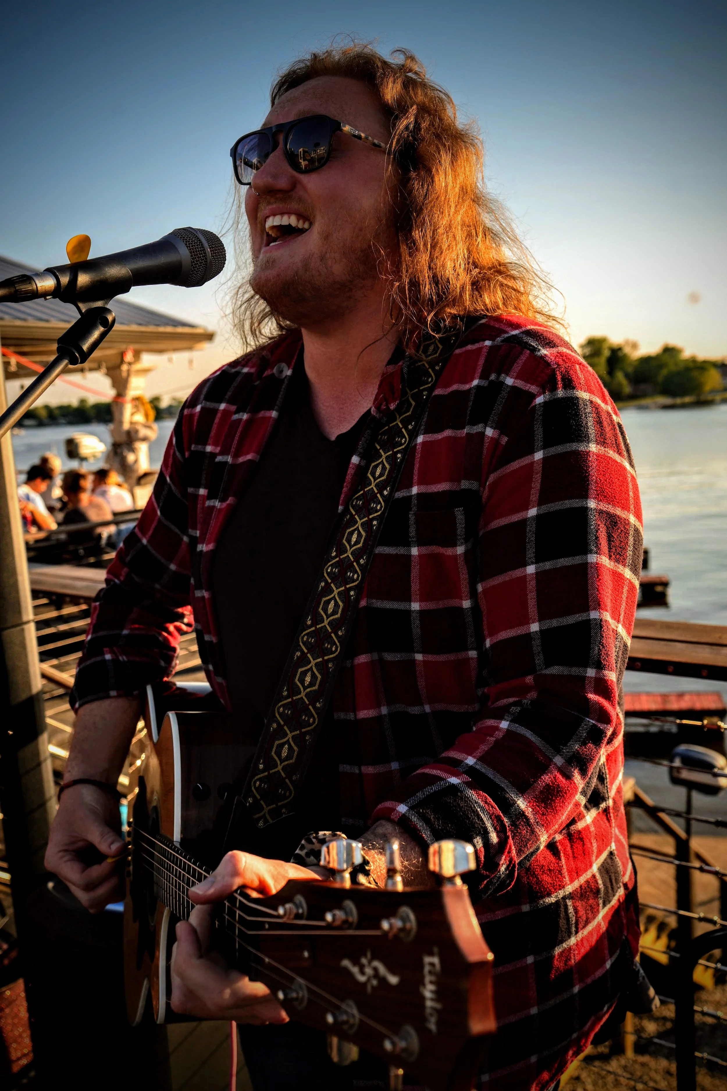 Brad Mitchell performing live at the Boathouse Kitchen & Swan Dive.