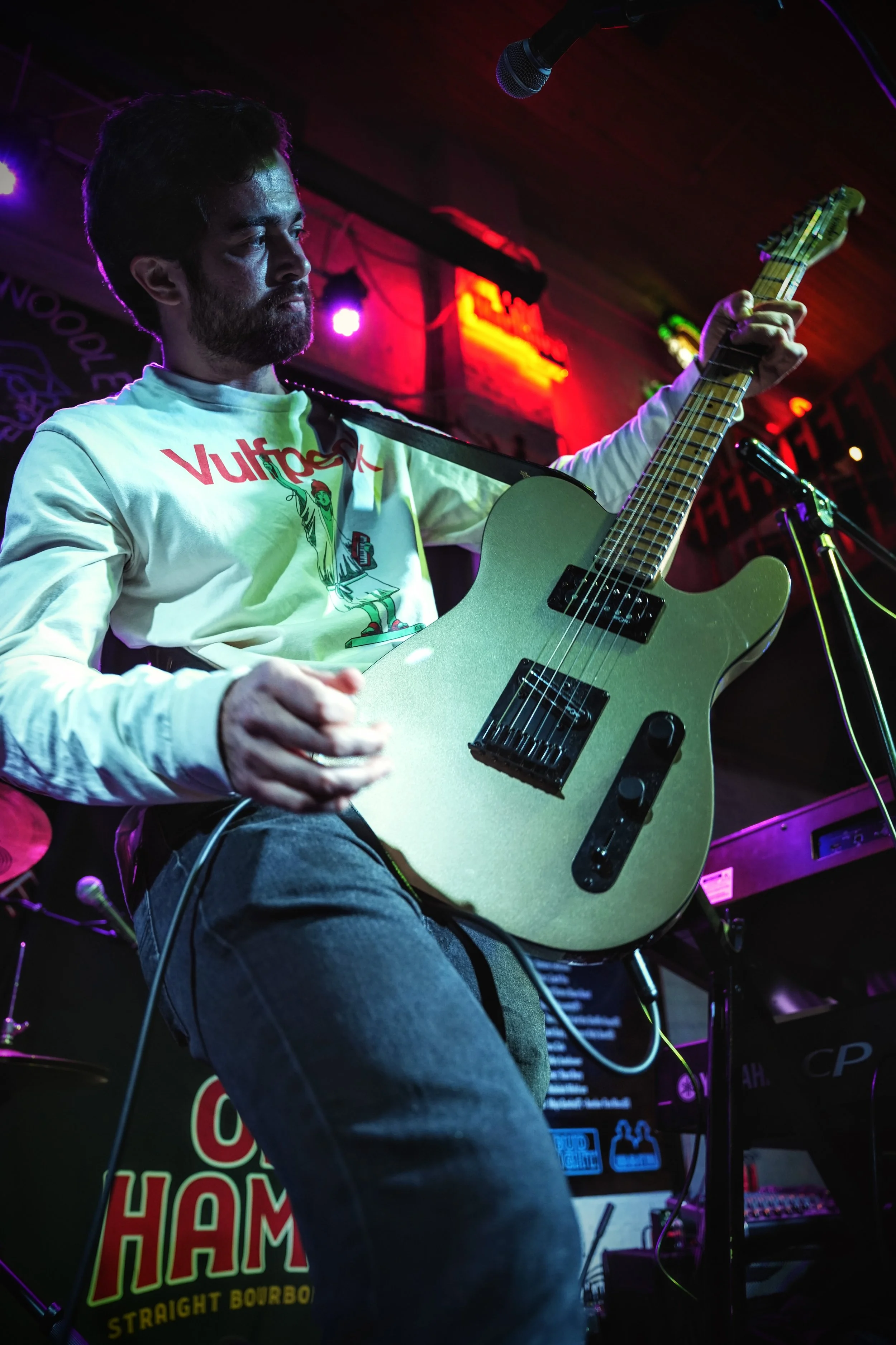 Highlights from the weekly Wednesday night Blues Jam with performances live under the glowing lights of the world-famous Slippery Noodle in Indianapolis.