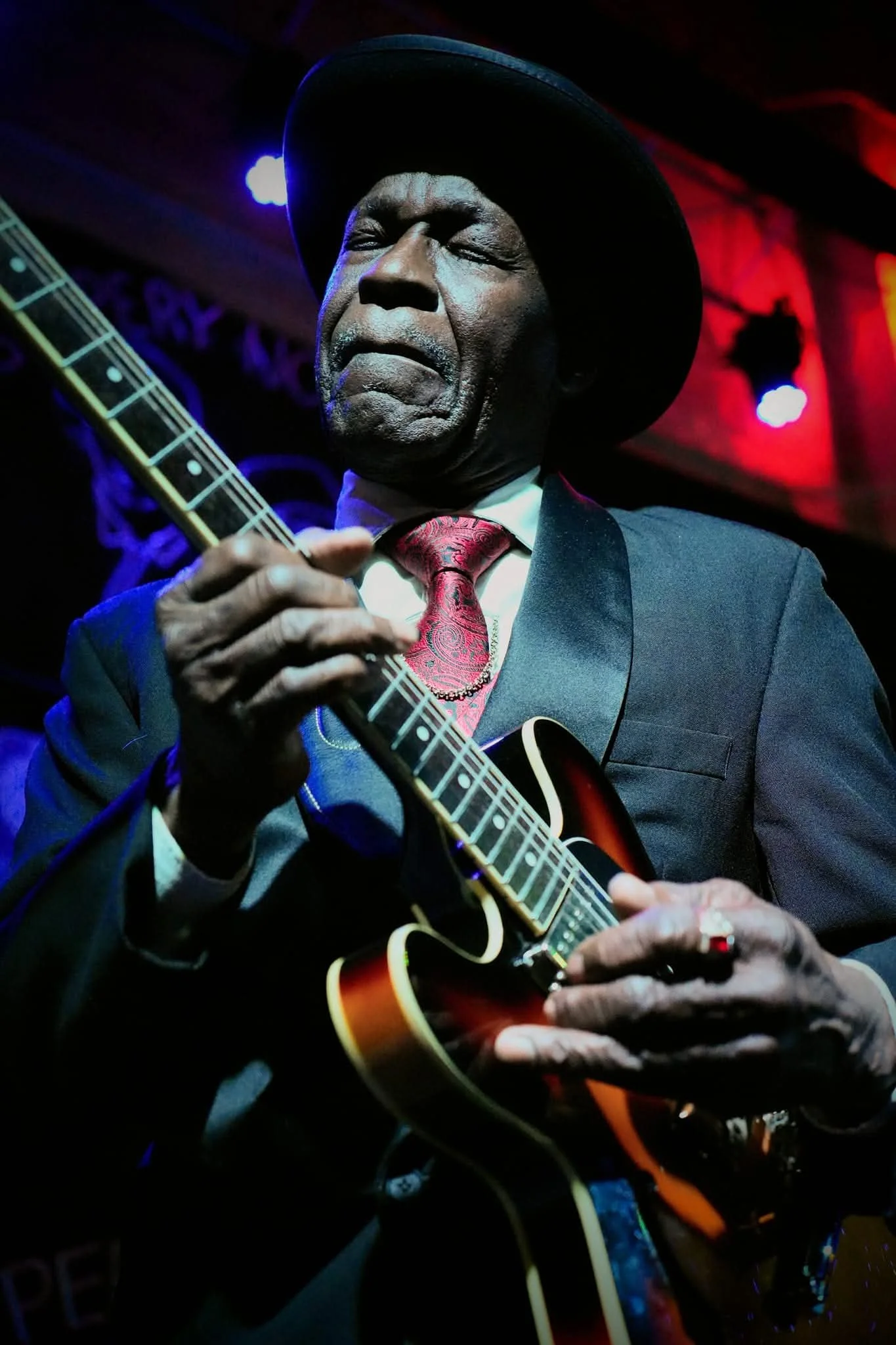 Highlights from the weekly Wednesday night Blues Jam under the glowing lights of the world-famous Slippery Noodle in Indianapolis.