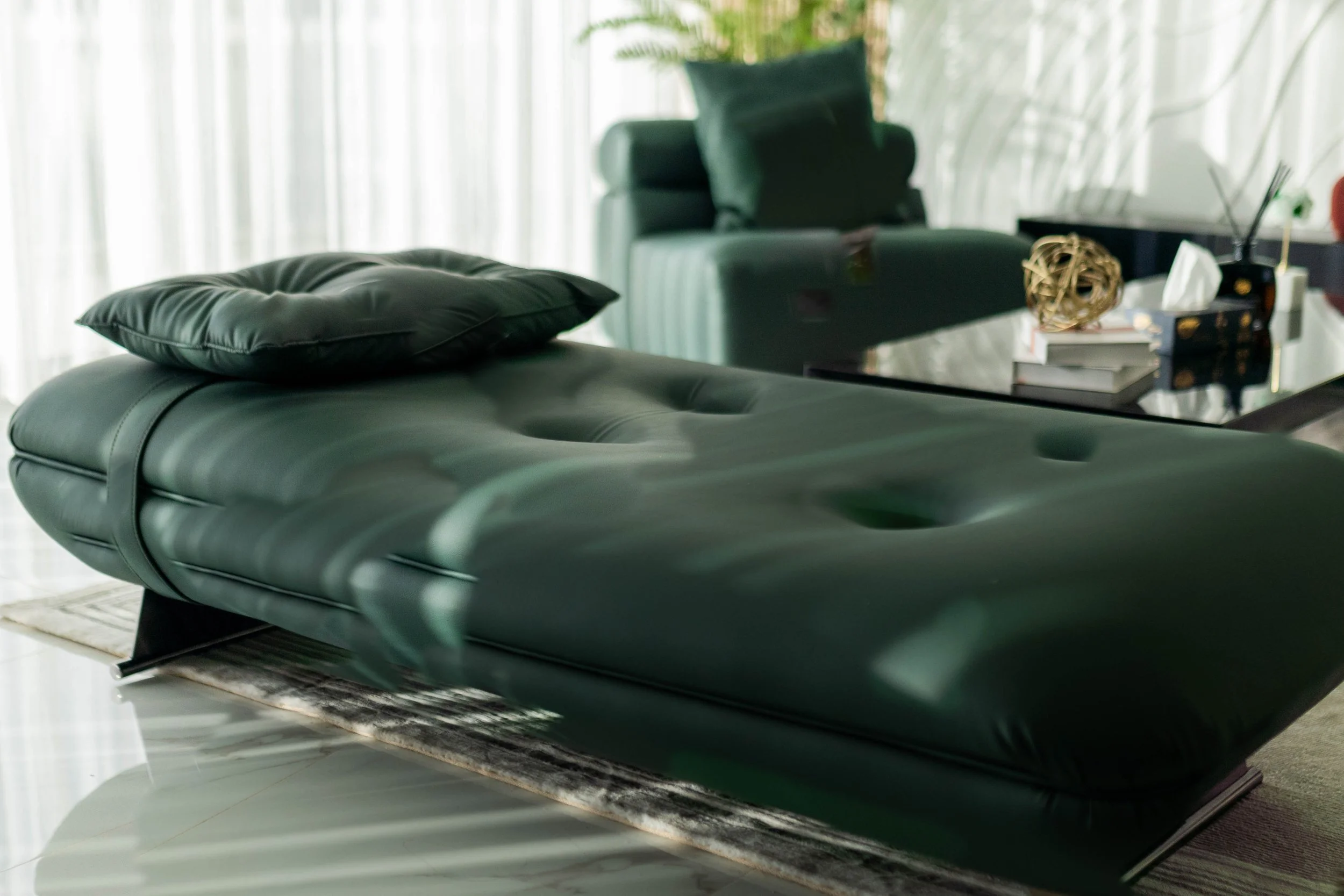Monto Lucci Living Set - Valero Furniture