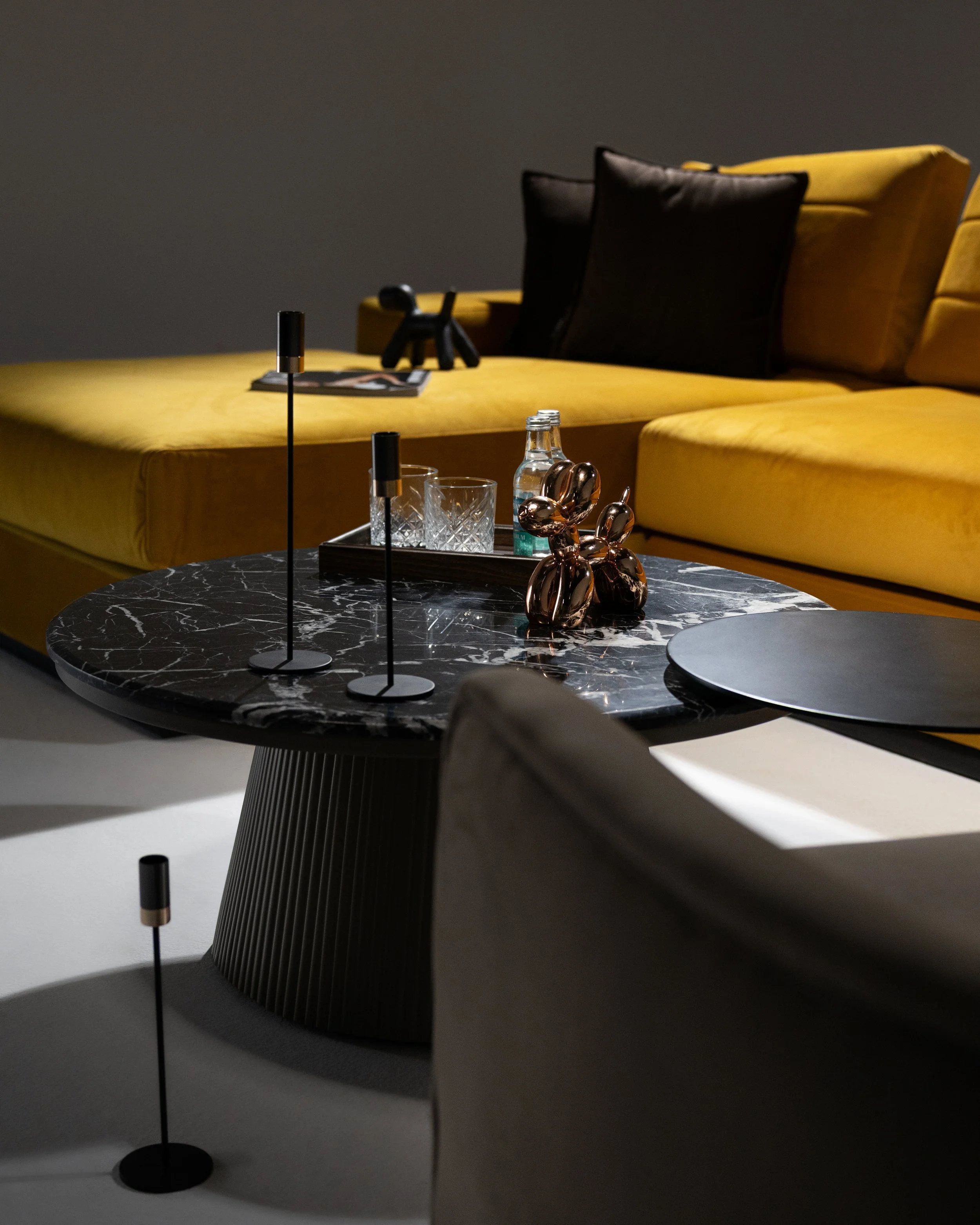 Ambra Couch - Valero Furniture