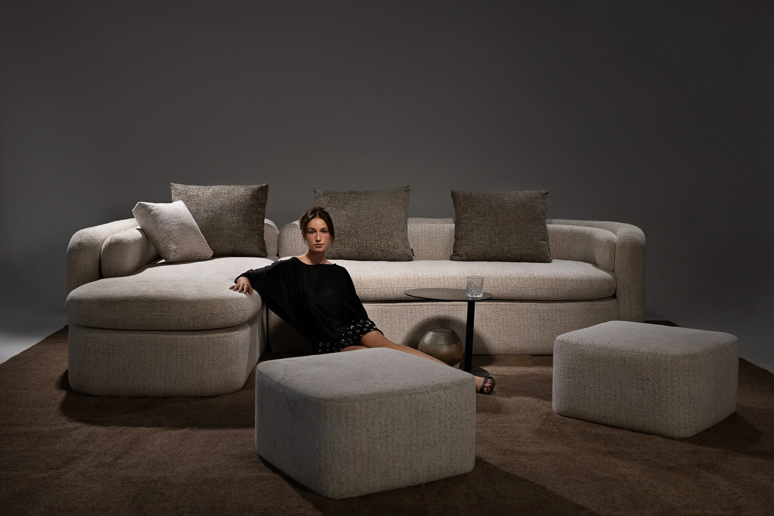 Contorno Set - Valero Furniture