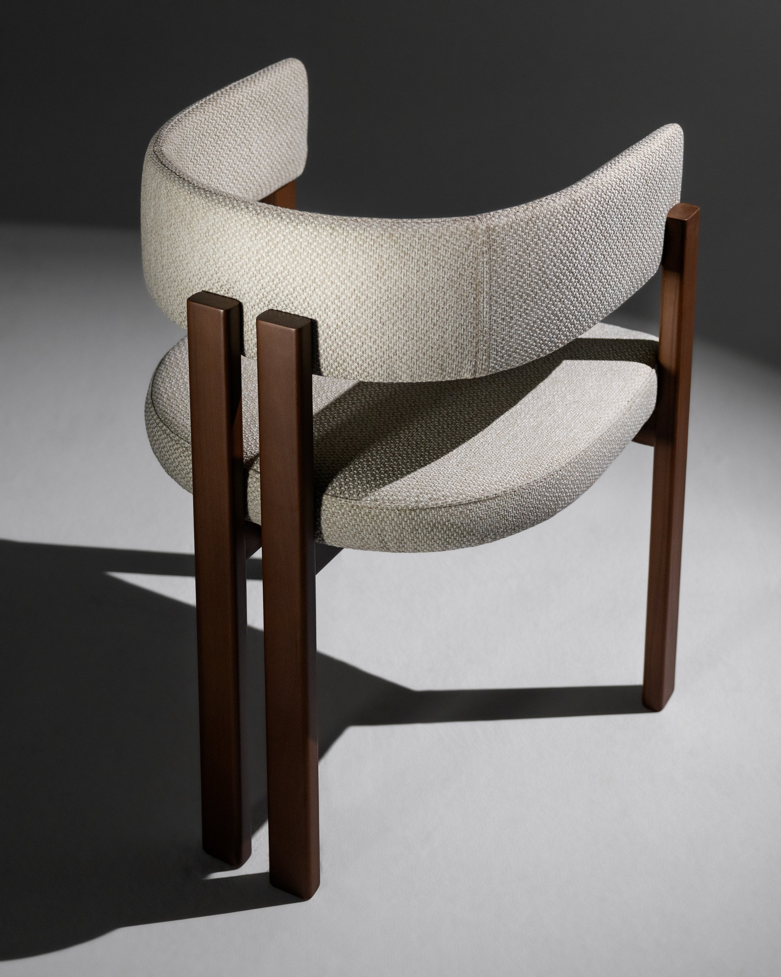 Abbraccio Chair - Valero Furniture