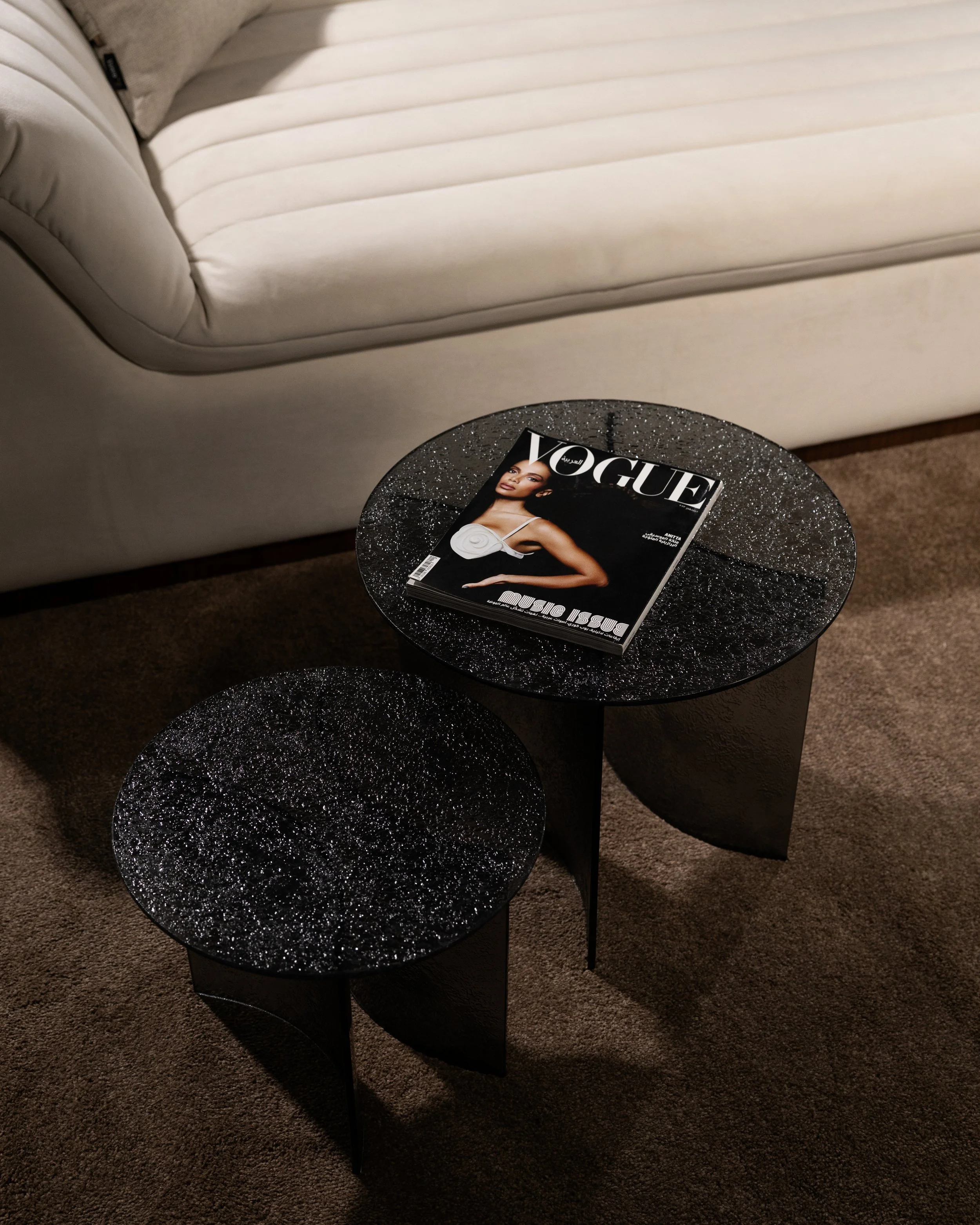 Cosmo Table