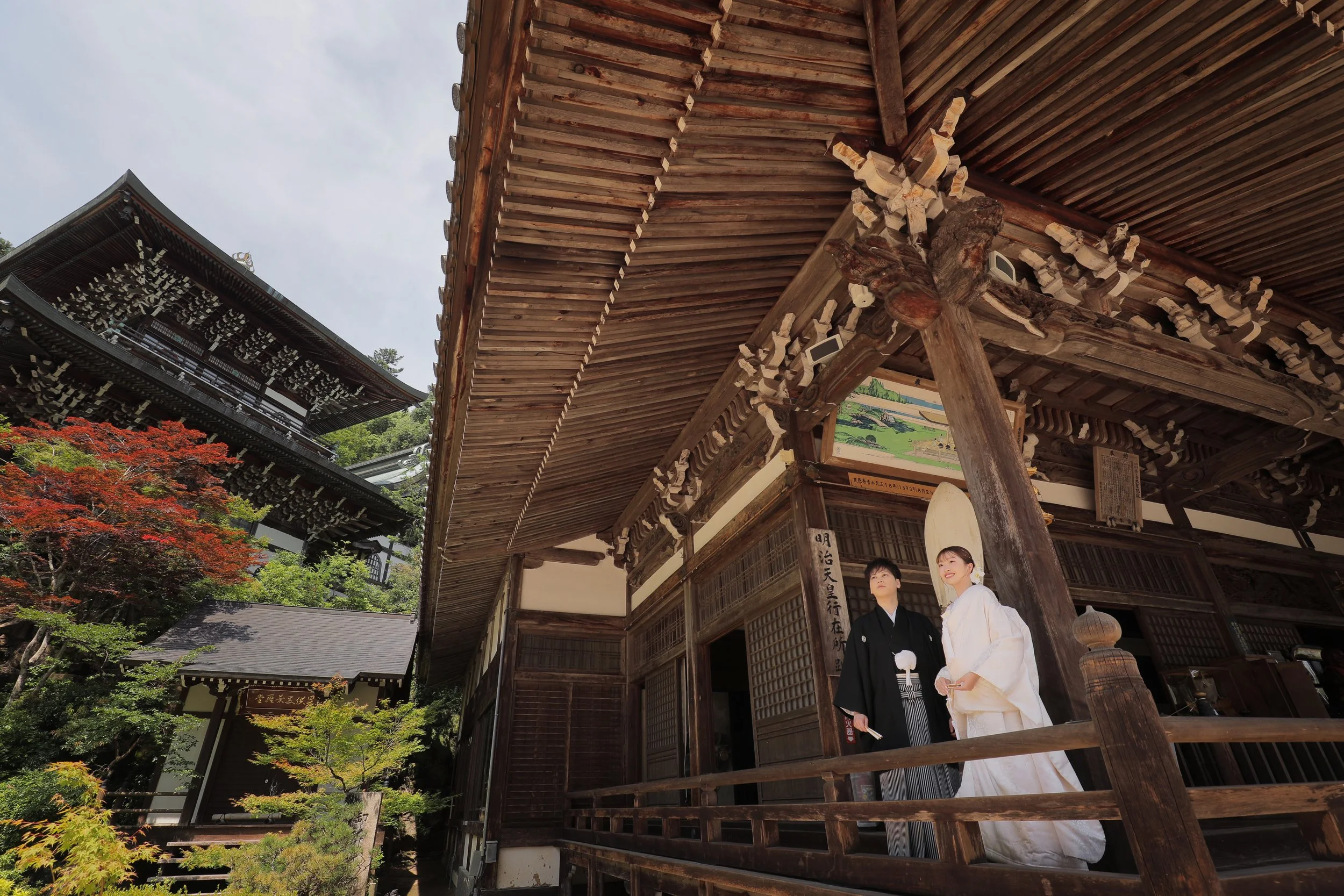 宮島フォトギャラリー｜大聖院ロケ｜観音堂濡れ縁から摩尼殿を眺める