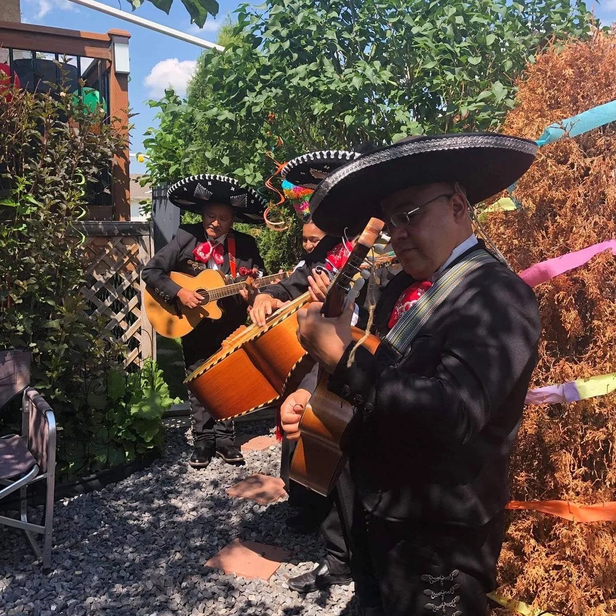 Mariachi in Edmonton
