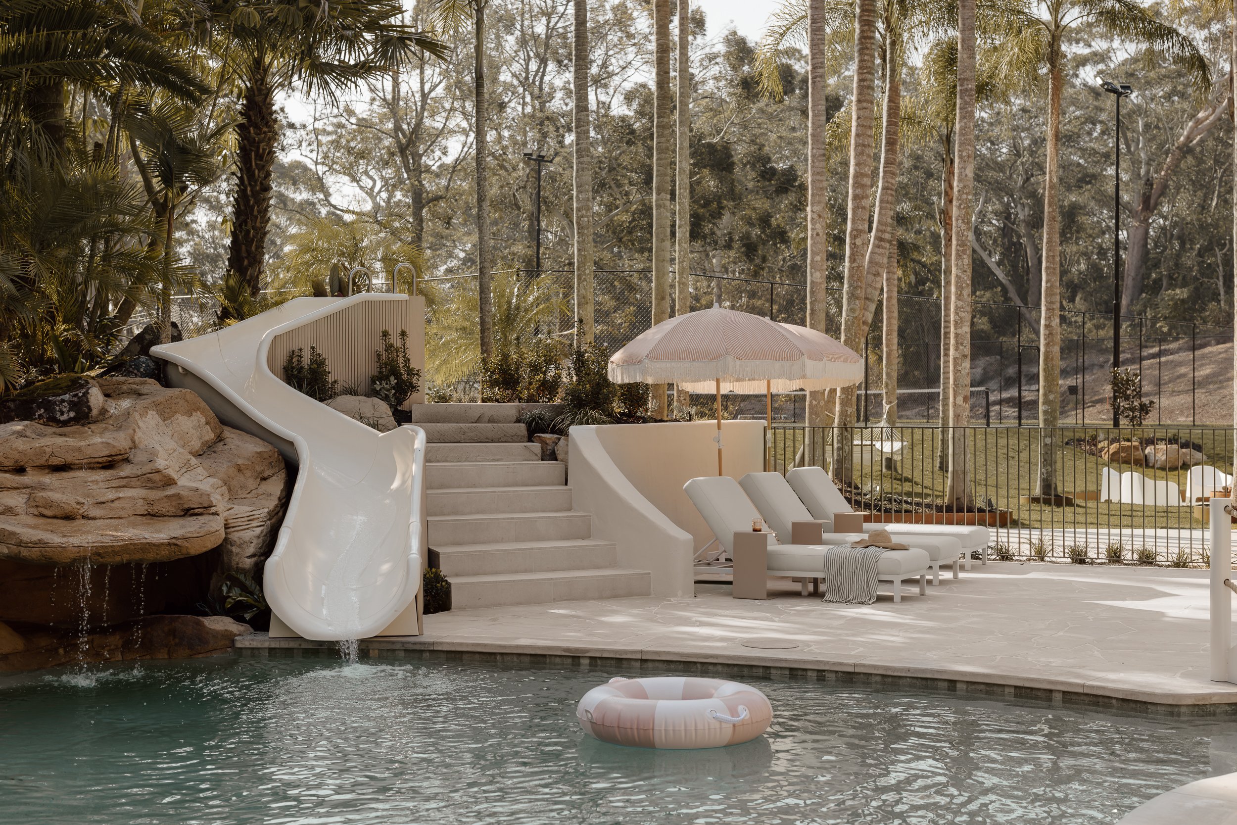 The Ambers WR-31.jpg