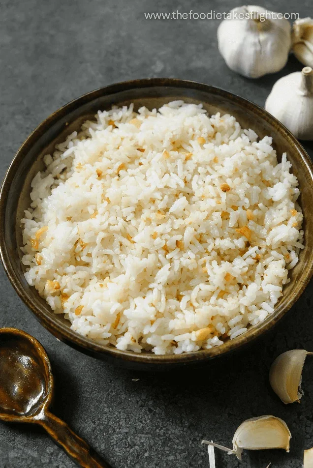 Gralic Fried Rice w/ Egg