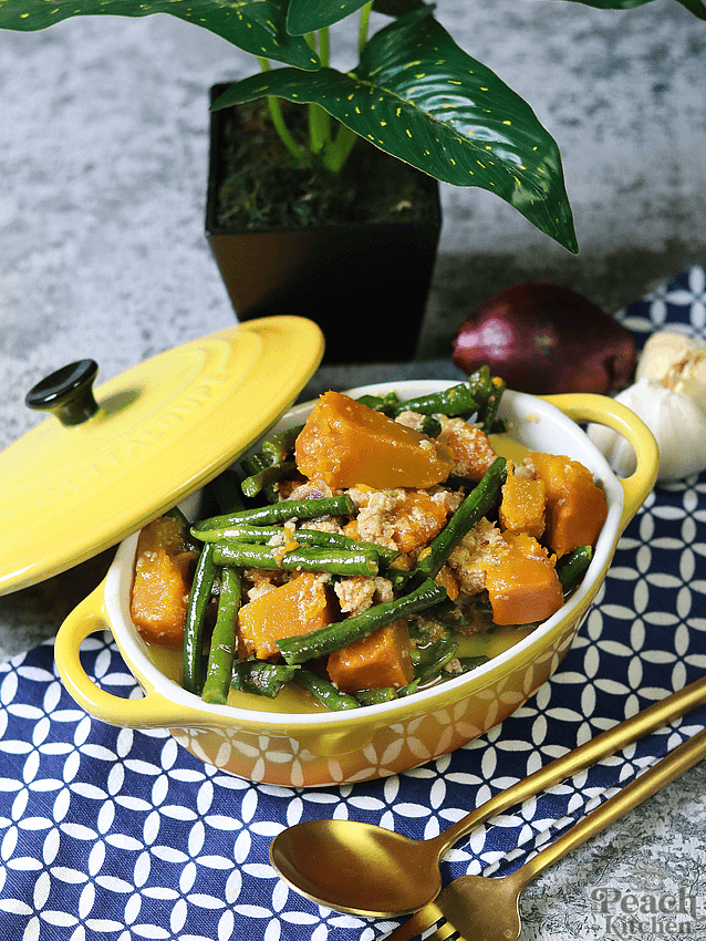 Sitaw & Kalabasa w/ Pork - Gata
