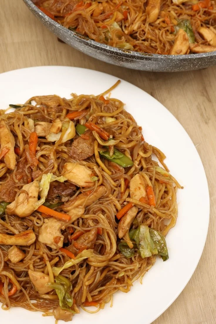 Pansit Canton & Bihon (Combined)