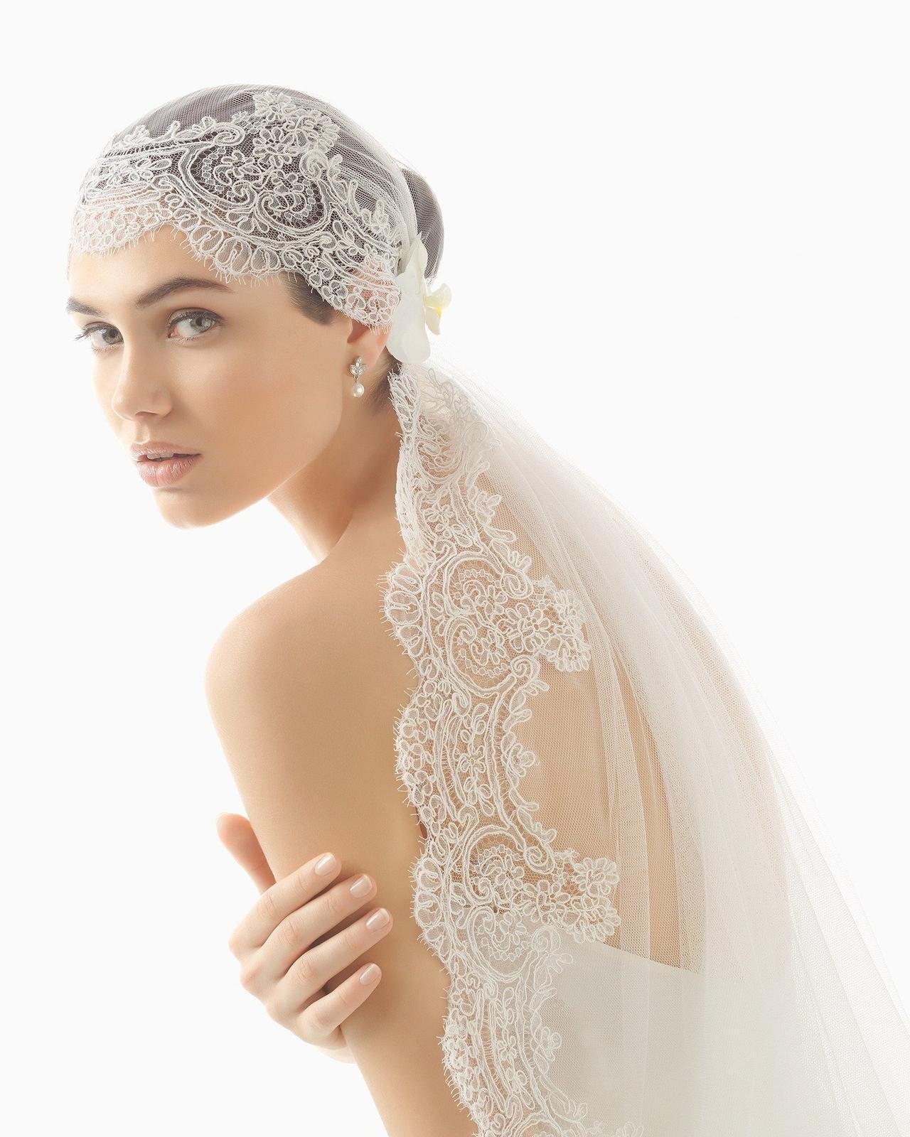 floral look wedding bride.jpeg