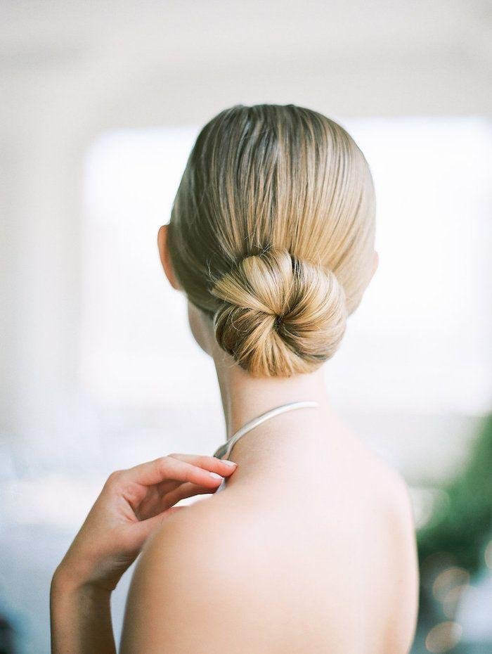 modern feminine bridal look 1.jpeg