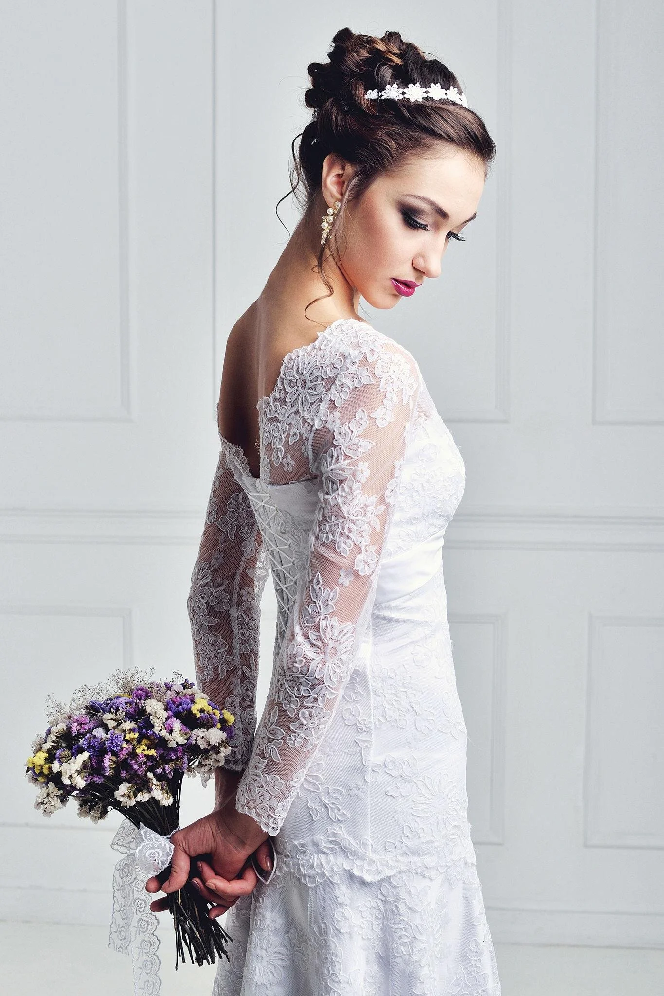 modern feminine bridal look 2.jpeg