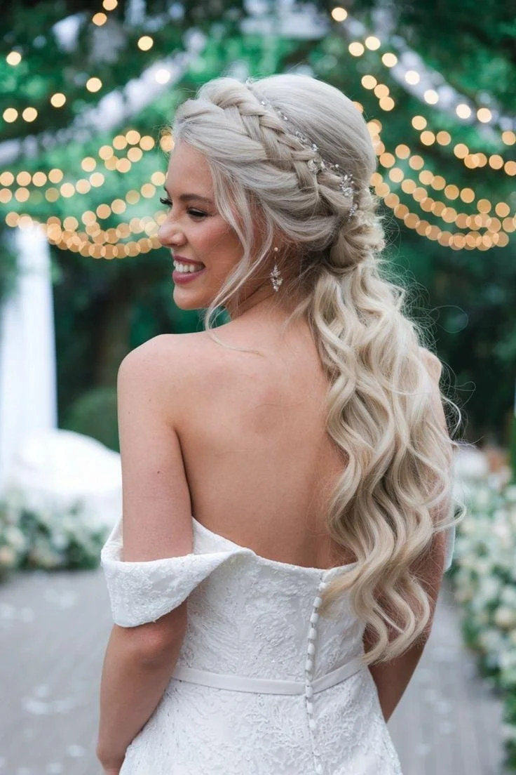 Elegant bridal hair 2026 2.jpeg