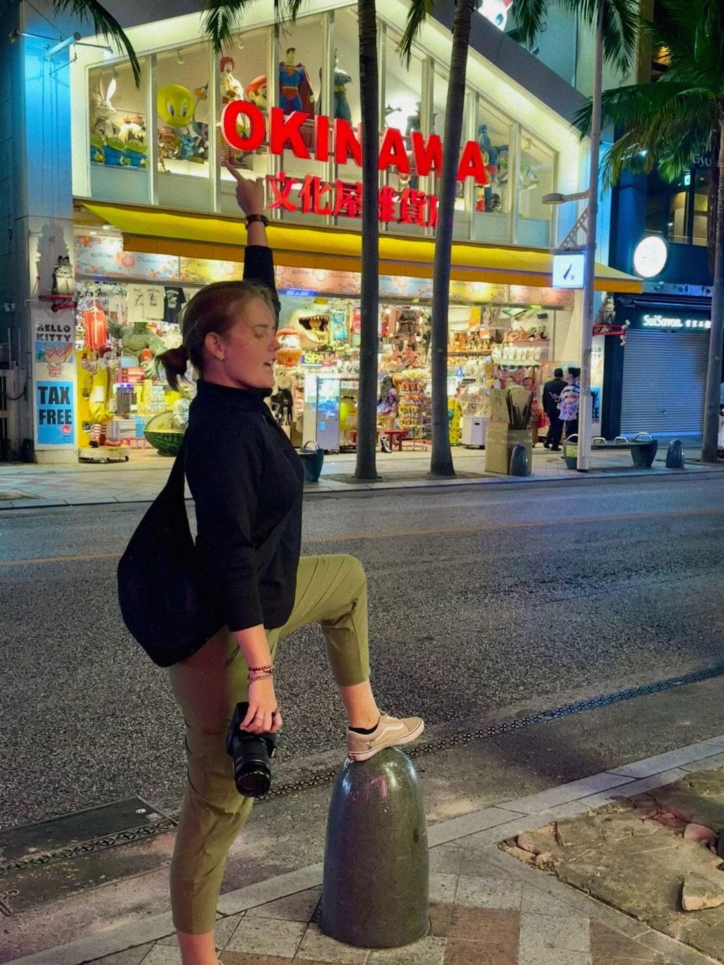 Okinawa, it was a great pleasure to meet you 🫶
Base camp in Naha. 

Have you ever been that south in Japan ? 

#nahajapan #okinawa #southjapan #travelgirl