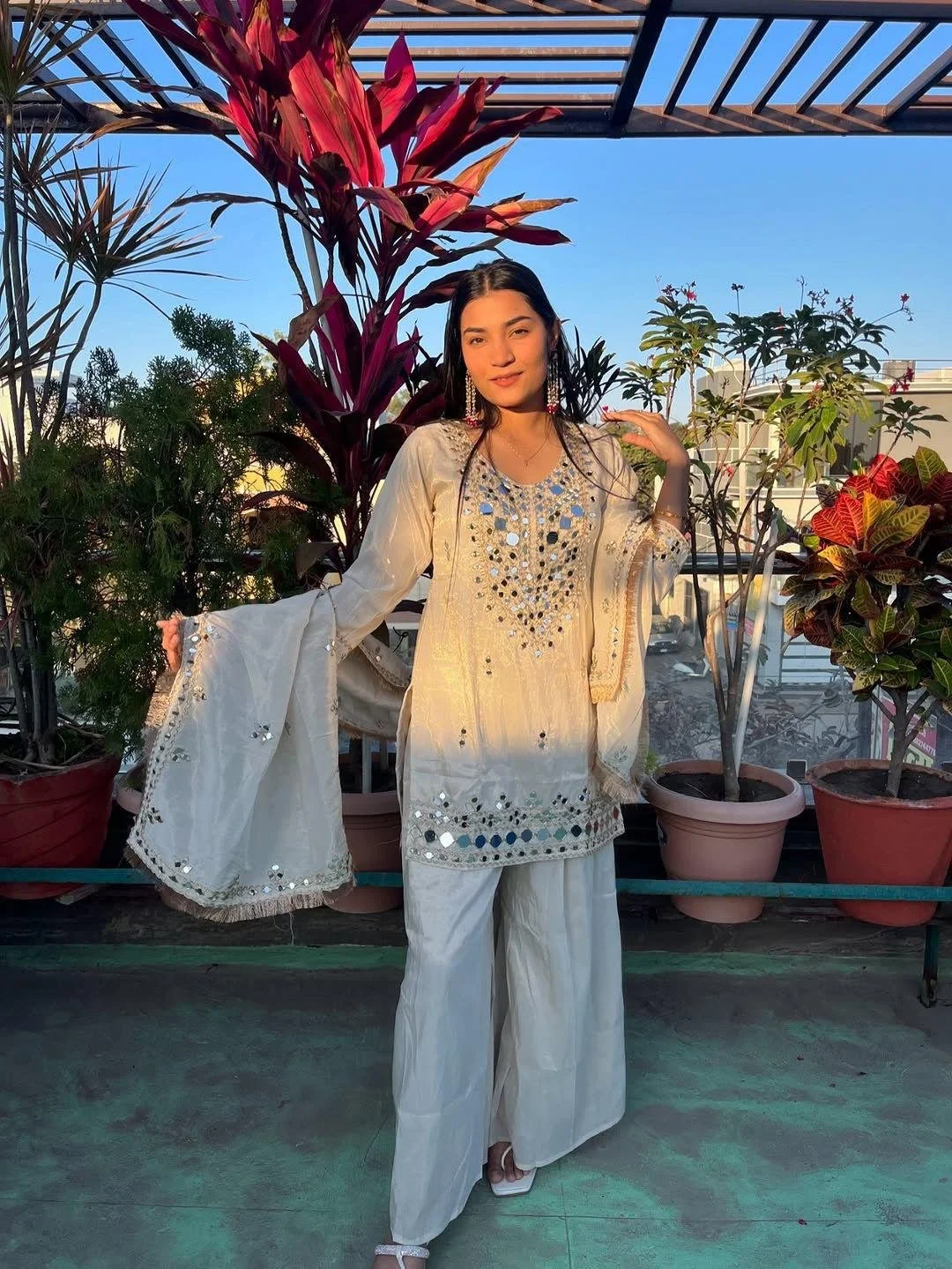 Aarohi Mirror Majesty Set