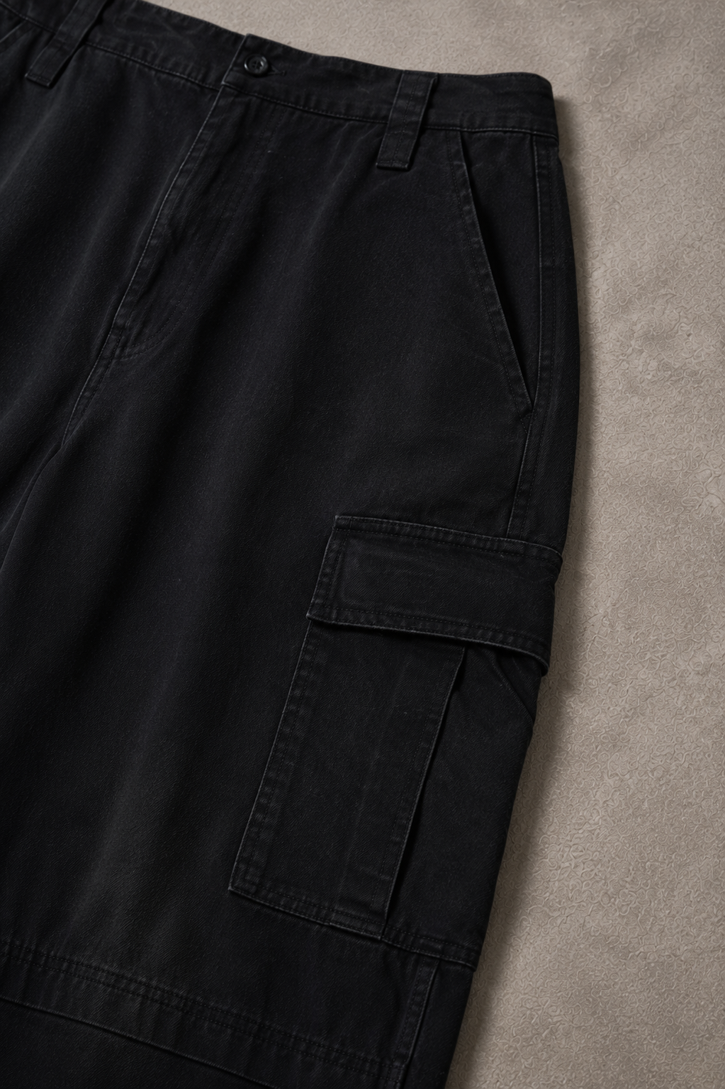stvns cargo pant CP001 - detail flatlay.png