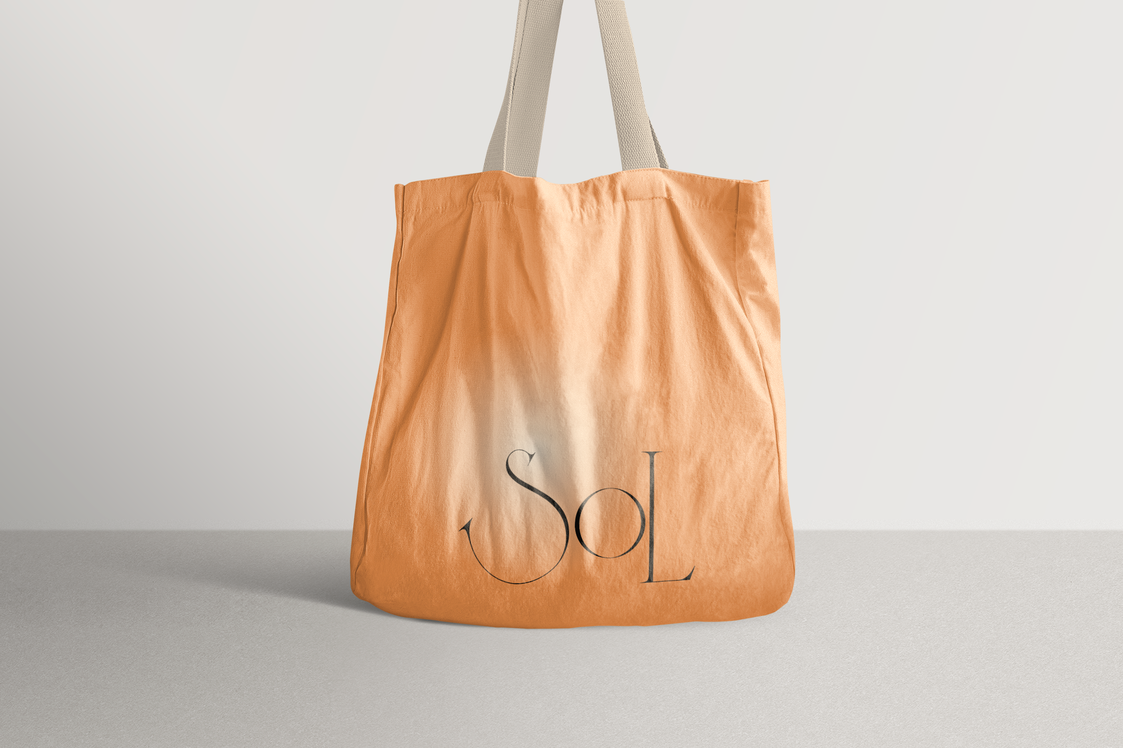 SOL_B-TOTE.png