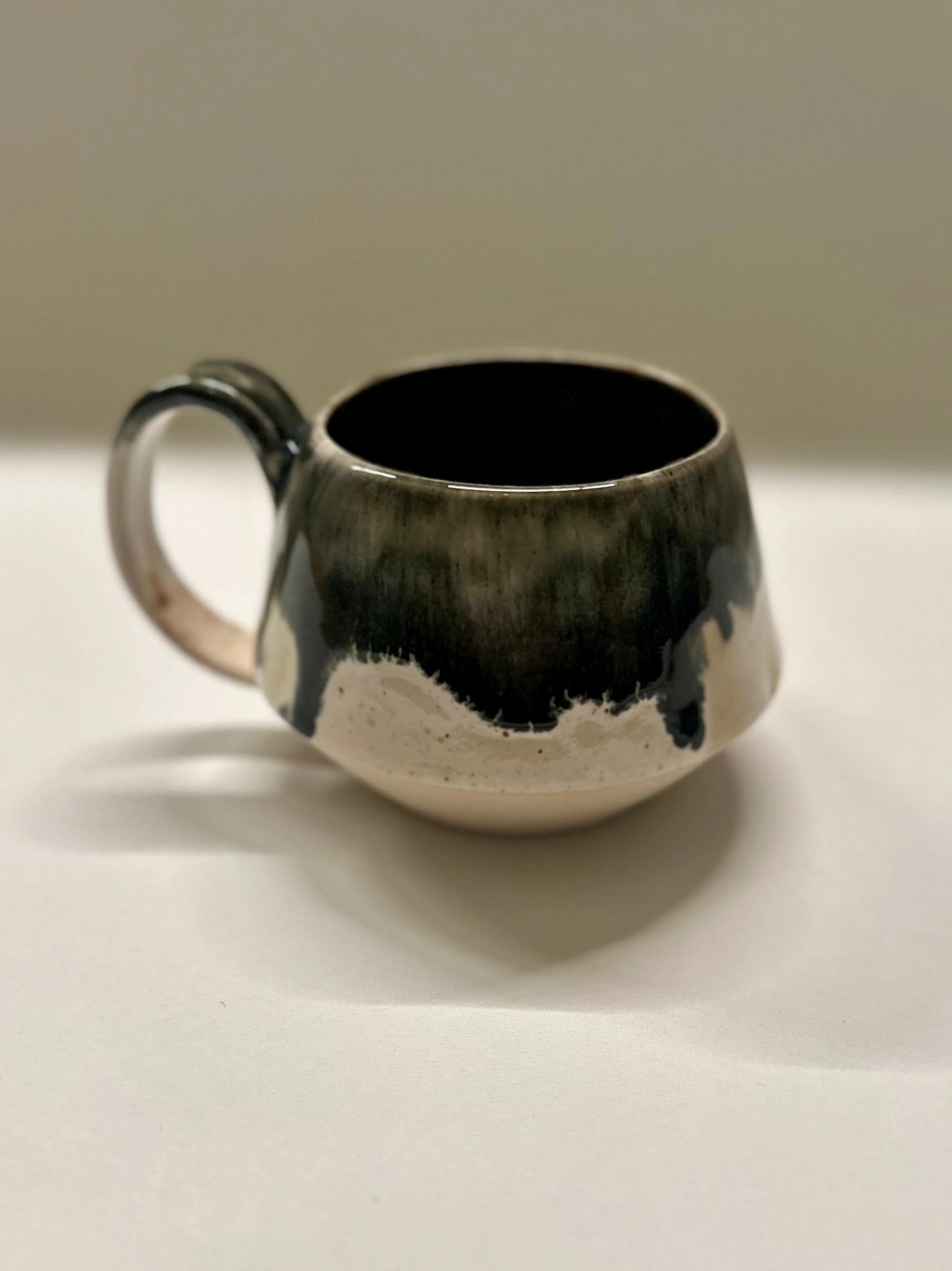 Mug  - Black & White