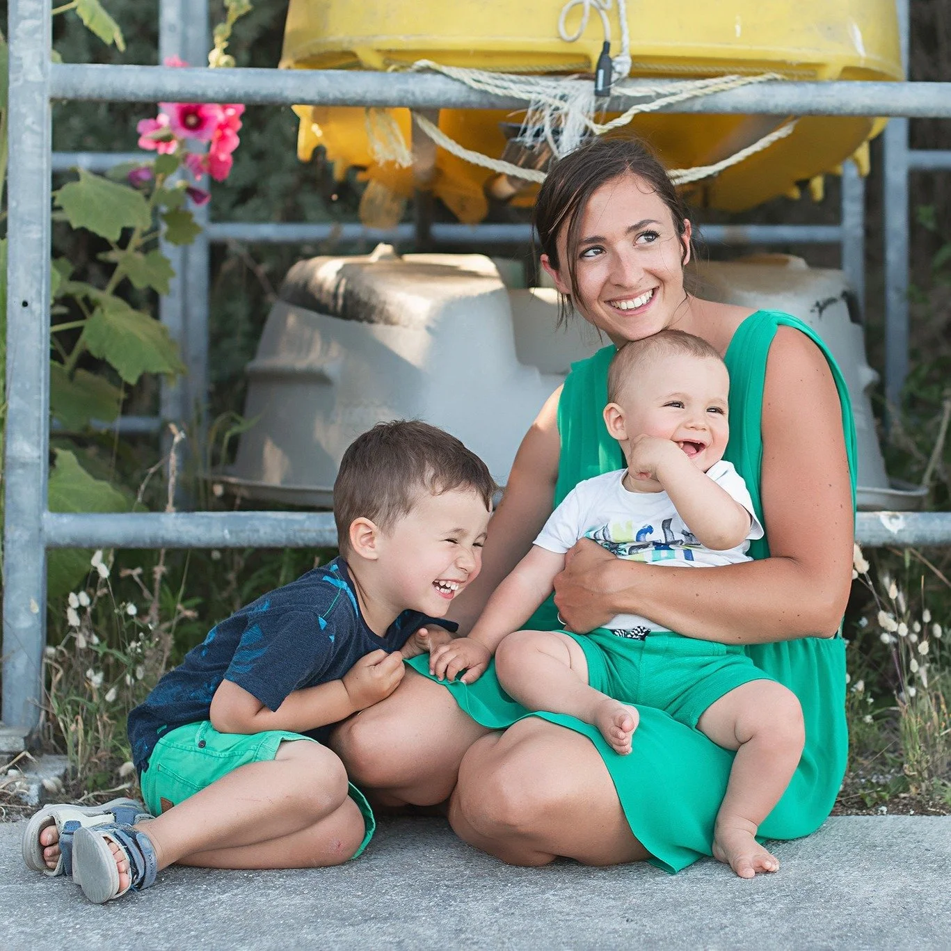 Des rires, de la lumi&egrave;re, des moments vrais.
Les beaux jours approchent et c&rsquo;est le moment parfait pour cr&eacute;er des souvenirs qui dureront toute une vie.
☀️🌿
Photographe &agrave; Treilli&egrave;res, je vous accompagne pour imaginer