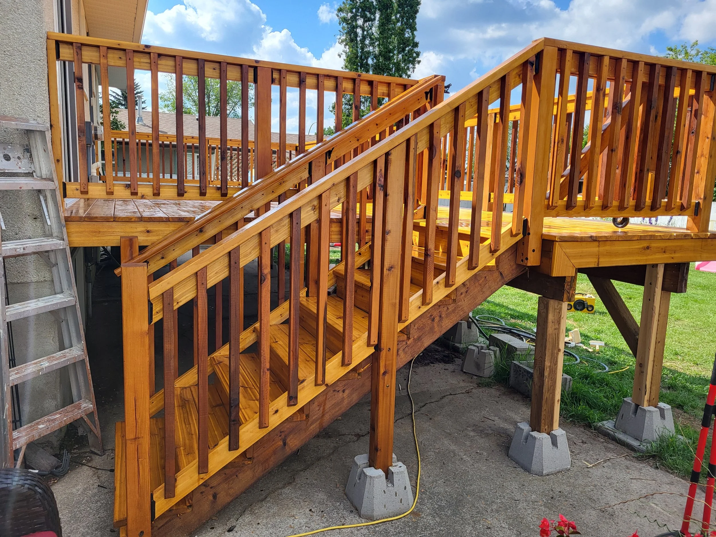 Custom, craftsman cedar deck staircase - Saskatoon