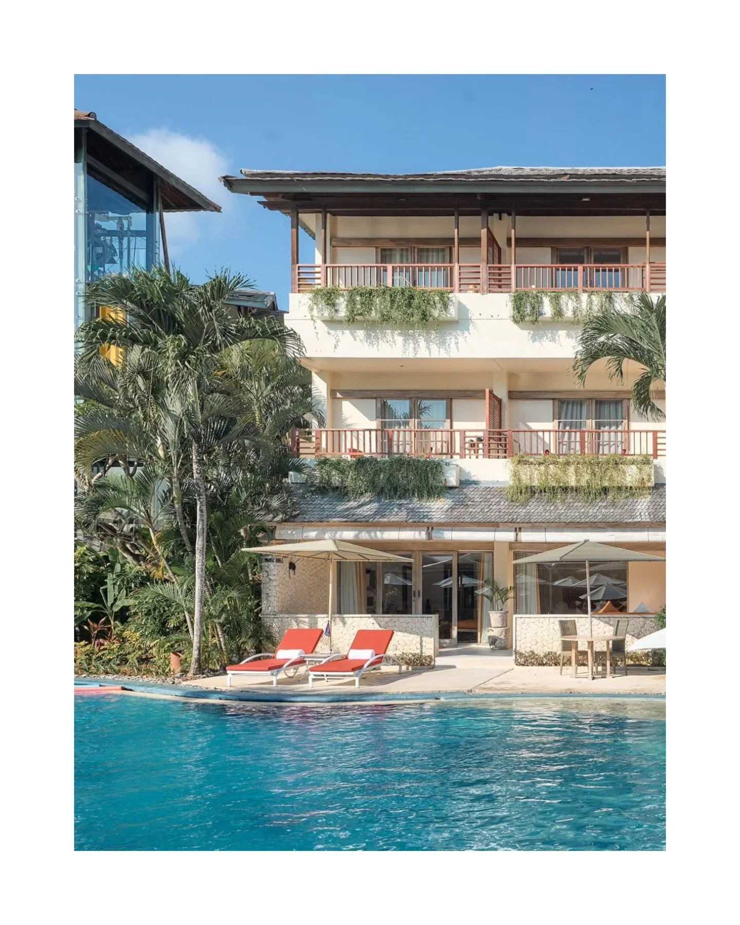 Now that&rsquo;s what we call the perfect Bali vibe 😎☀️ 

Poolside days, warm sunshine, and that effortless sense of relaxation &mdash; it&rsquo;s everything travellers dream of when they picture an island escape.

We&rsquo;ve just begun our search 
