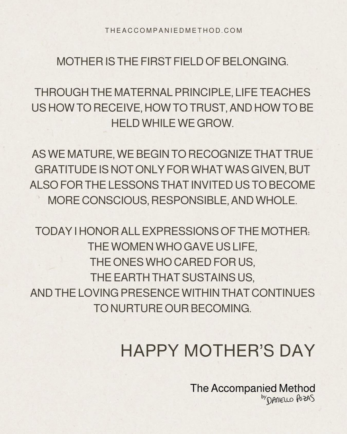 Feliz D&iacute;a de las madres!!!
Gracias por todo el amor y cari&ntilde;o mam&aacute; @maricelapozas TE AMO &hearts;️&hearts;️&hearts;️ 

Happy Mother&rsquo;s Day to the mother of my beautiful daughters. May God bless your life. @meredith_costumes