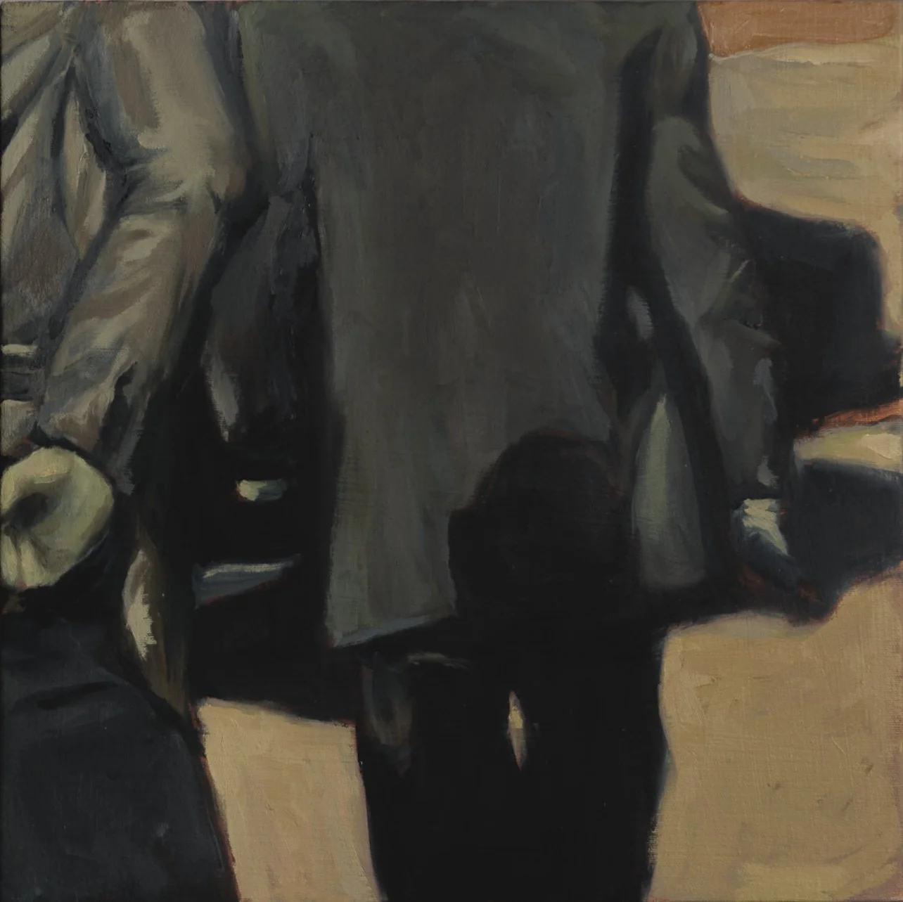 Pintura en tonos oscuros que muestra un esquema de un coche y una mano de una persona que parece estar ajustando o inspeccionando el vehículo.