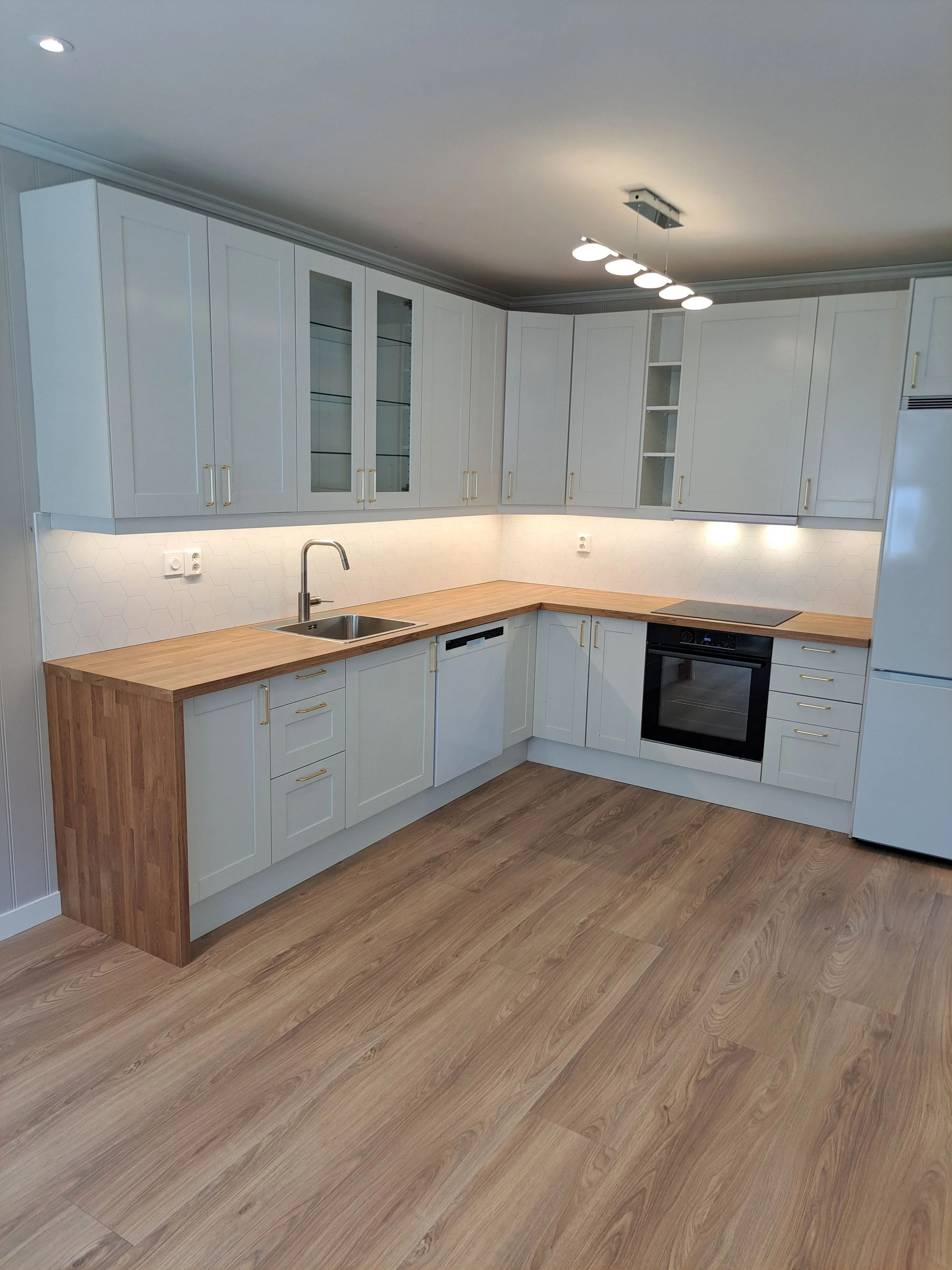 spesialbygd innredning