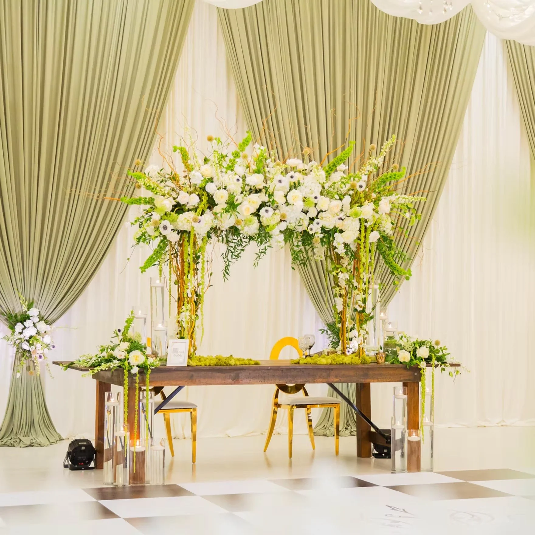 imgi_33_03b069_595b1f939b6a4877b5a7fc5a34bfb237~mv2 (1).jpg