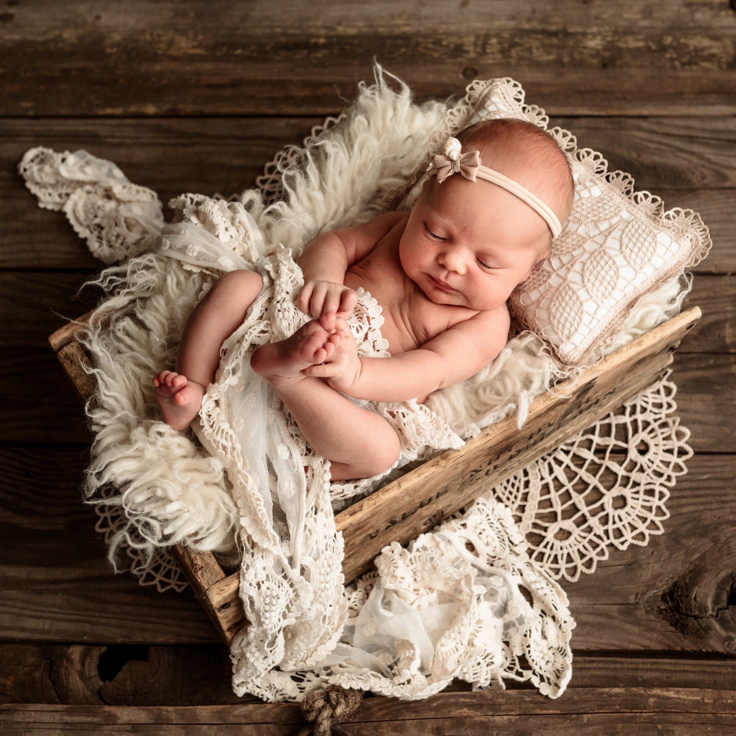 #jennifernorrickphotography #newborn #newbornphotographer #RapidCitynewbornphotographer #SouthDakotanewbornphotographer #BlackHillsnewbornphotographer #photographer #RapidCityphotographer #SouthDakotaphotographer #BlackHillsphotographer #brandnewlitt