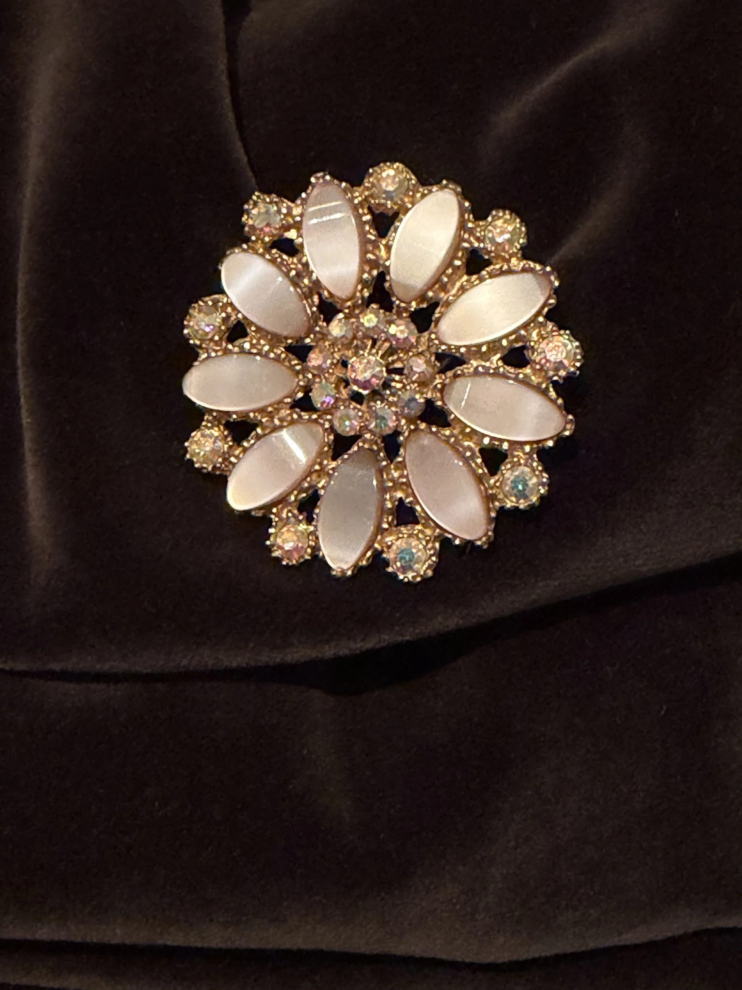 Vintage Pink Opal effect Brooch