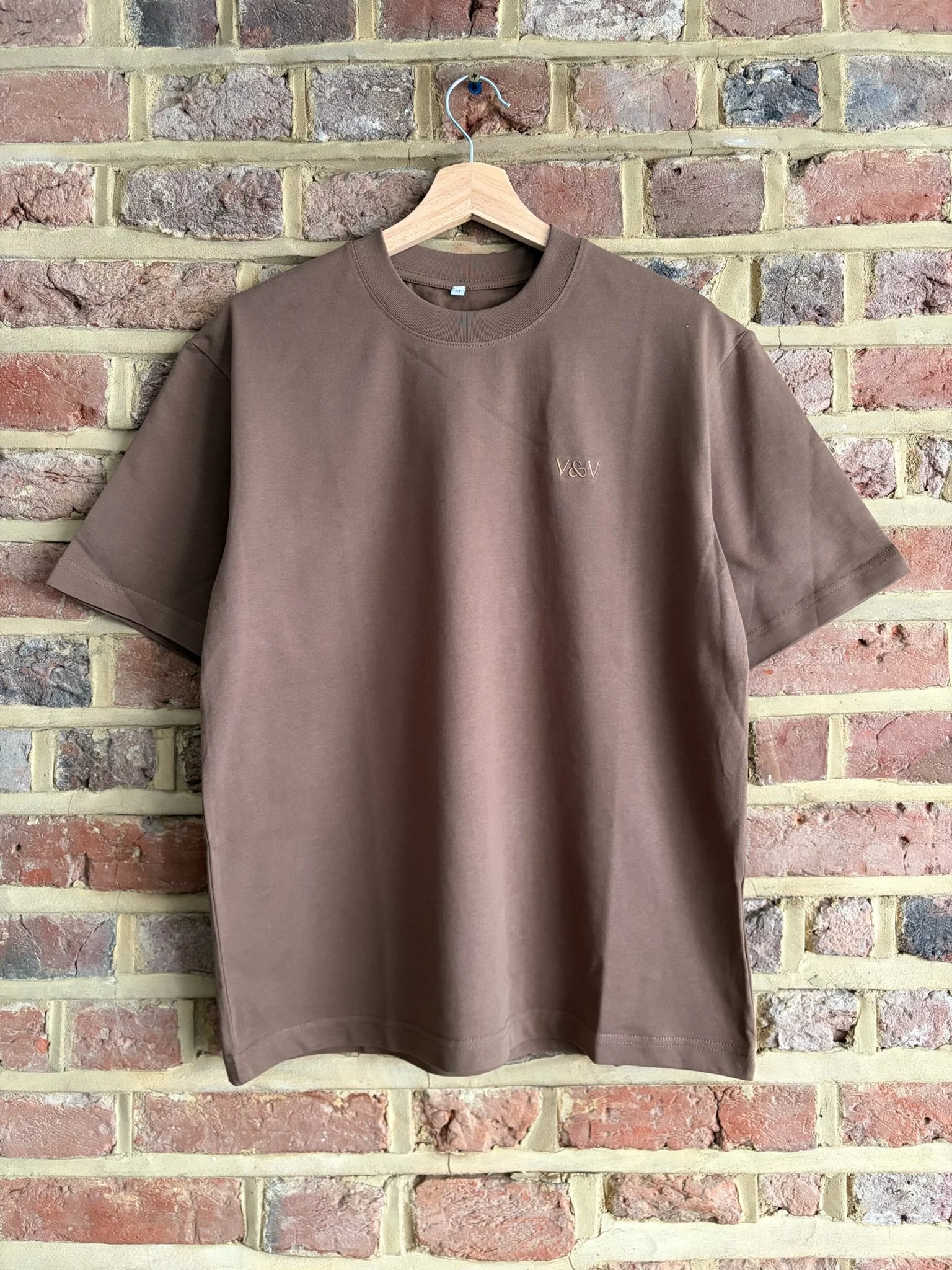 Unisex embroidered cotton t-shirt